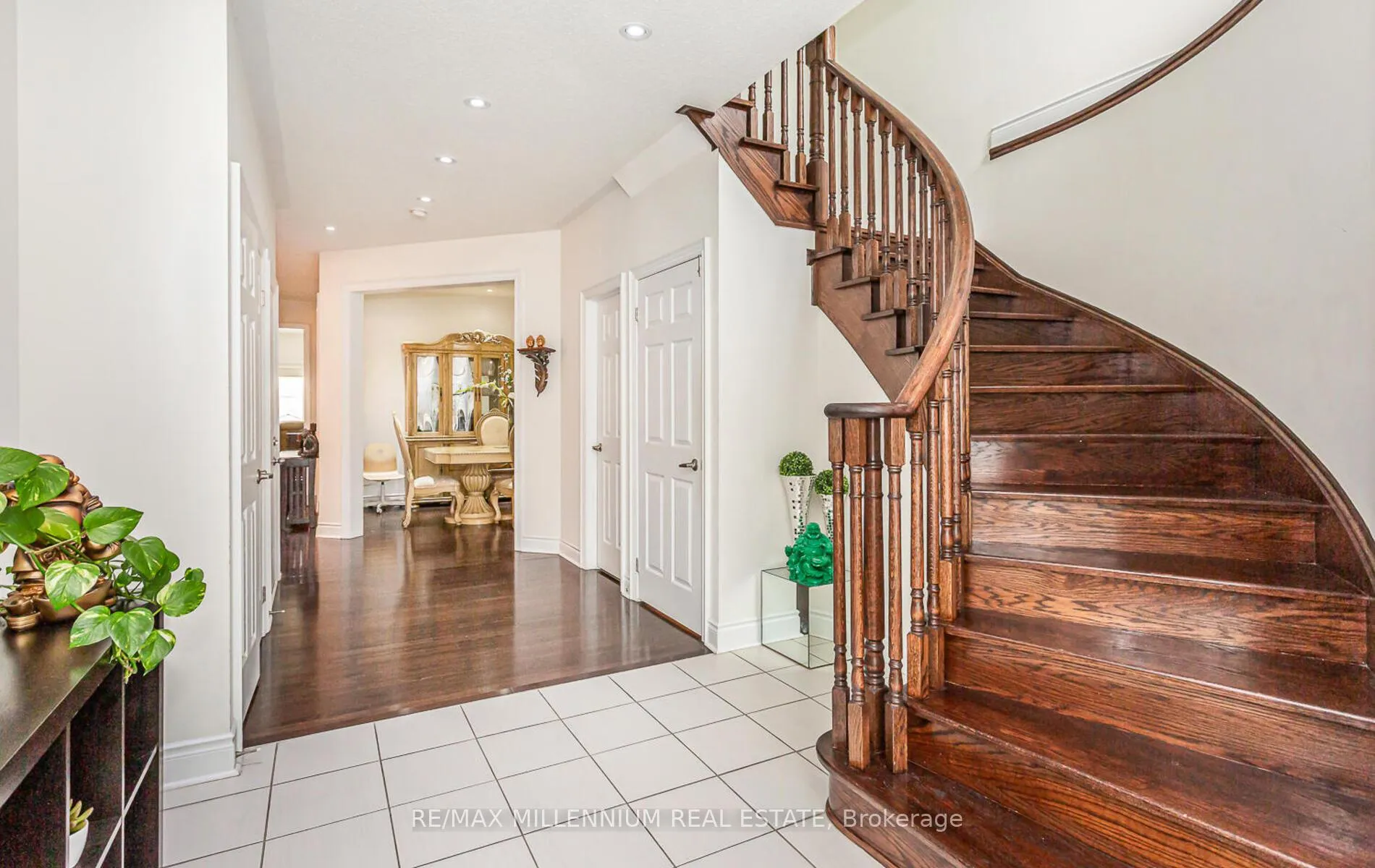 Photo 6 of 3 Lavallee Crescent, Brampton, Credit Valley — HOMEH