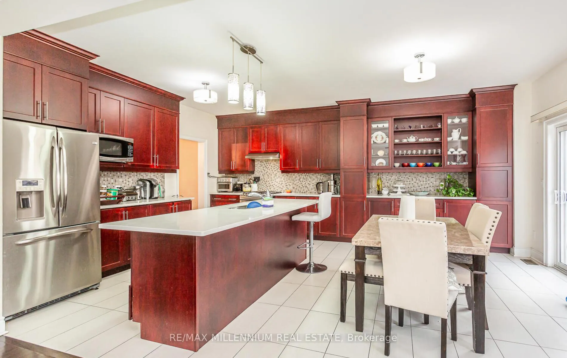 Photo 17 of 3 Lavallee Crescent, Brampton, Credit Valley — HOMEH