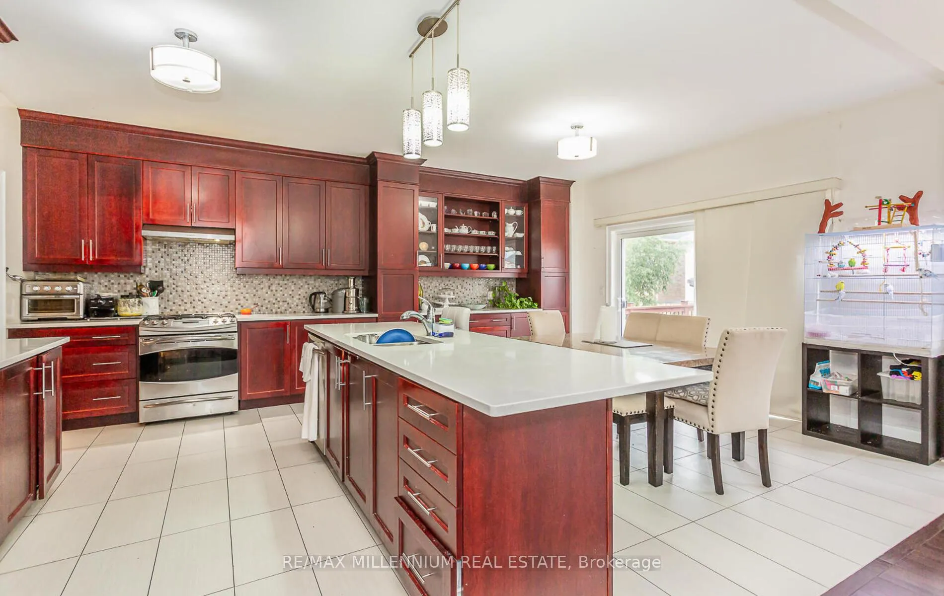 Photo 18 of 3 Lavallee Crescent, Brampton, Credit Valley — HOMEH