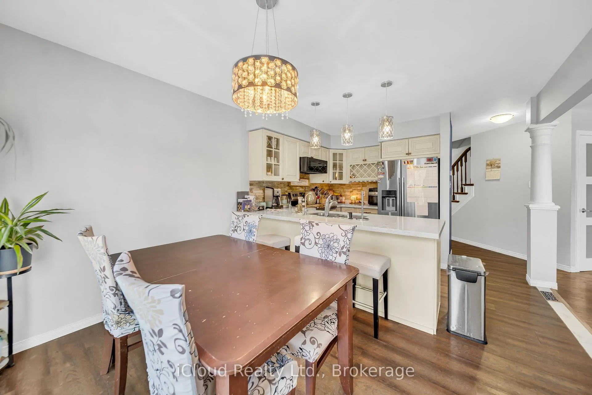 Photo 15 of 5 Gaw Crescent, Guelph, Pineridge/Westminster Woods — HOMEH