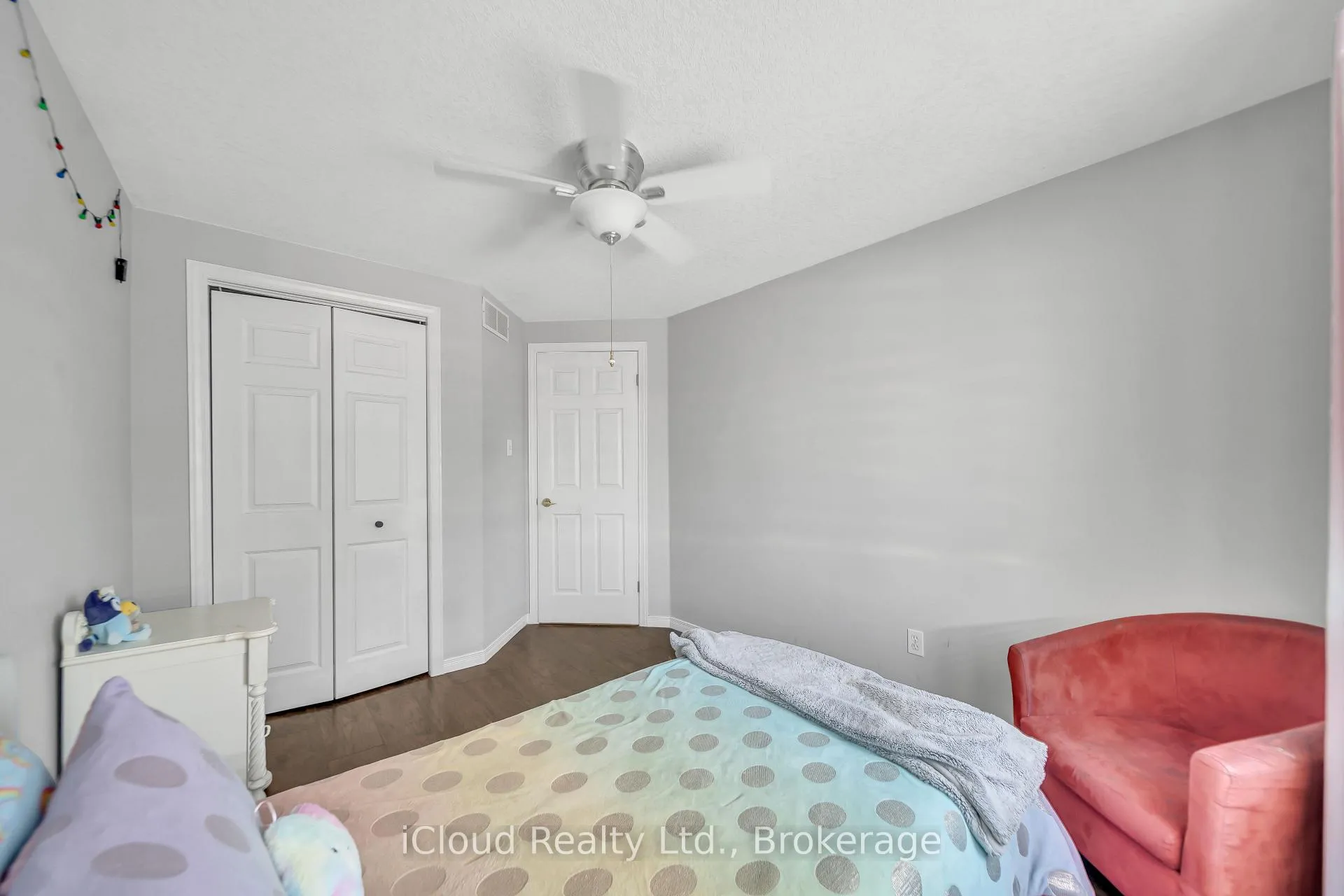 Photo 23 of 5 Gaw Crescent, Guelph, Pineridge/Westminster Woods — HOMEH