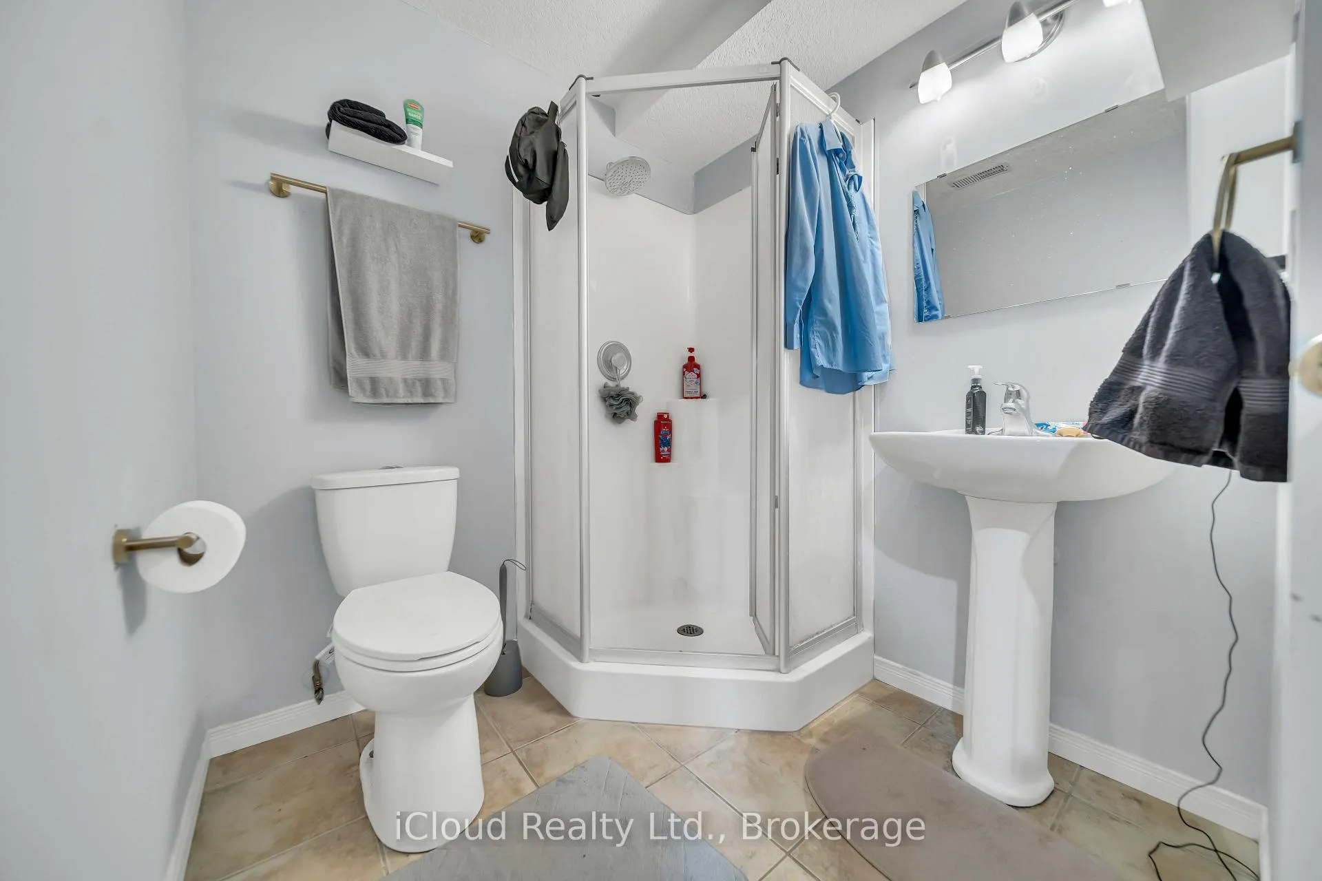 Photo 29 of 5 Gaw Crescent, Guelph, Pineridge/Westminster Woods — HOMEH