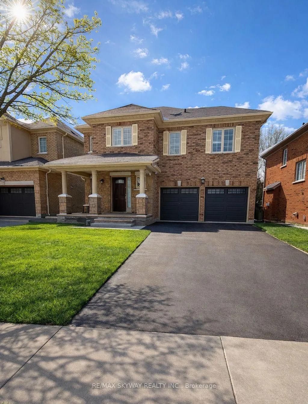 Photo 3 of 83 Mint Leaf Boulevard, Brampton, Sandringham-Wellington — HOMEH
