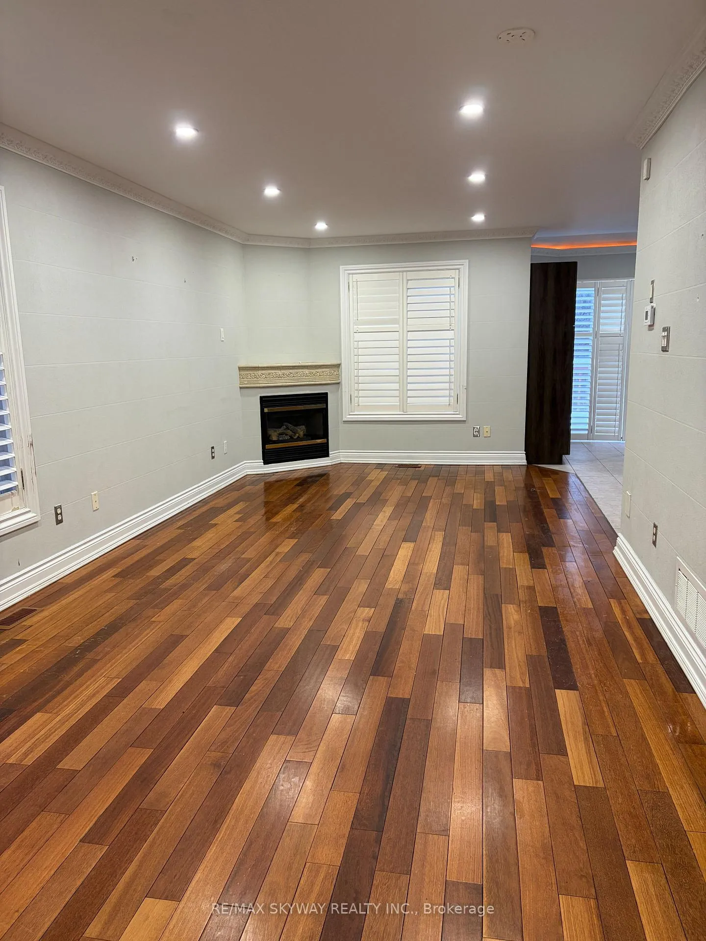 Photo 6 of 83 Mint Leaf Boulevard, Brampton, Sandringham-Wellington — HOMEH