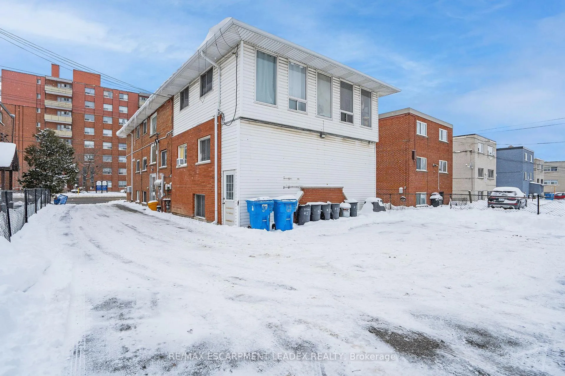 Photo 10 of 253 Mohawk Road E, Hamilton, Hill Park — HOMEH