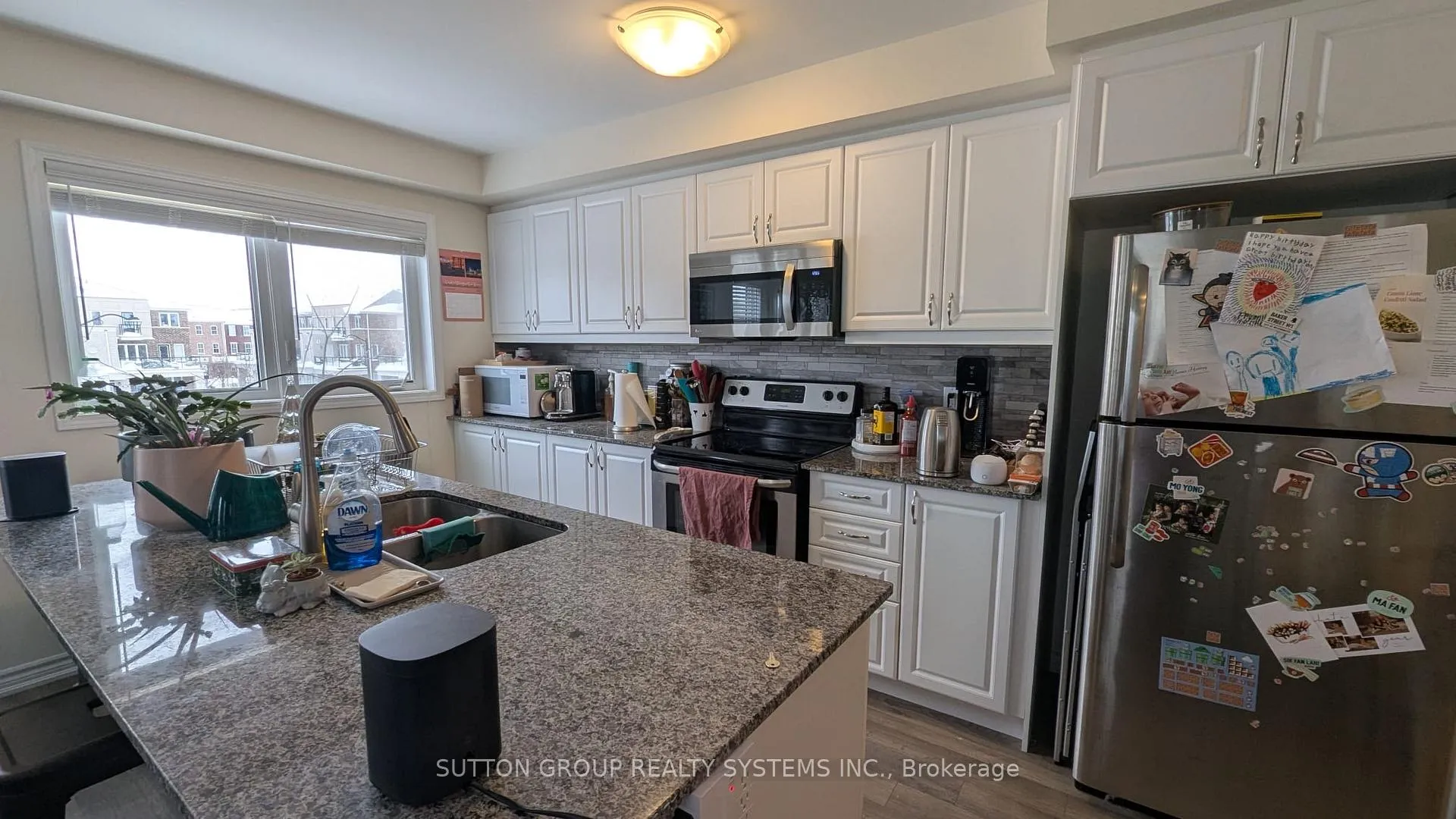 Photo 6 of 917 Apple Hill Lane, Kitchener — HOMEH