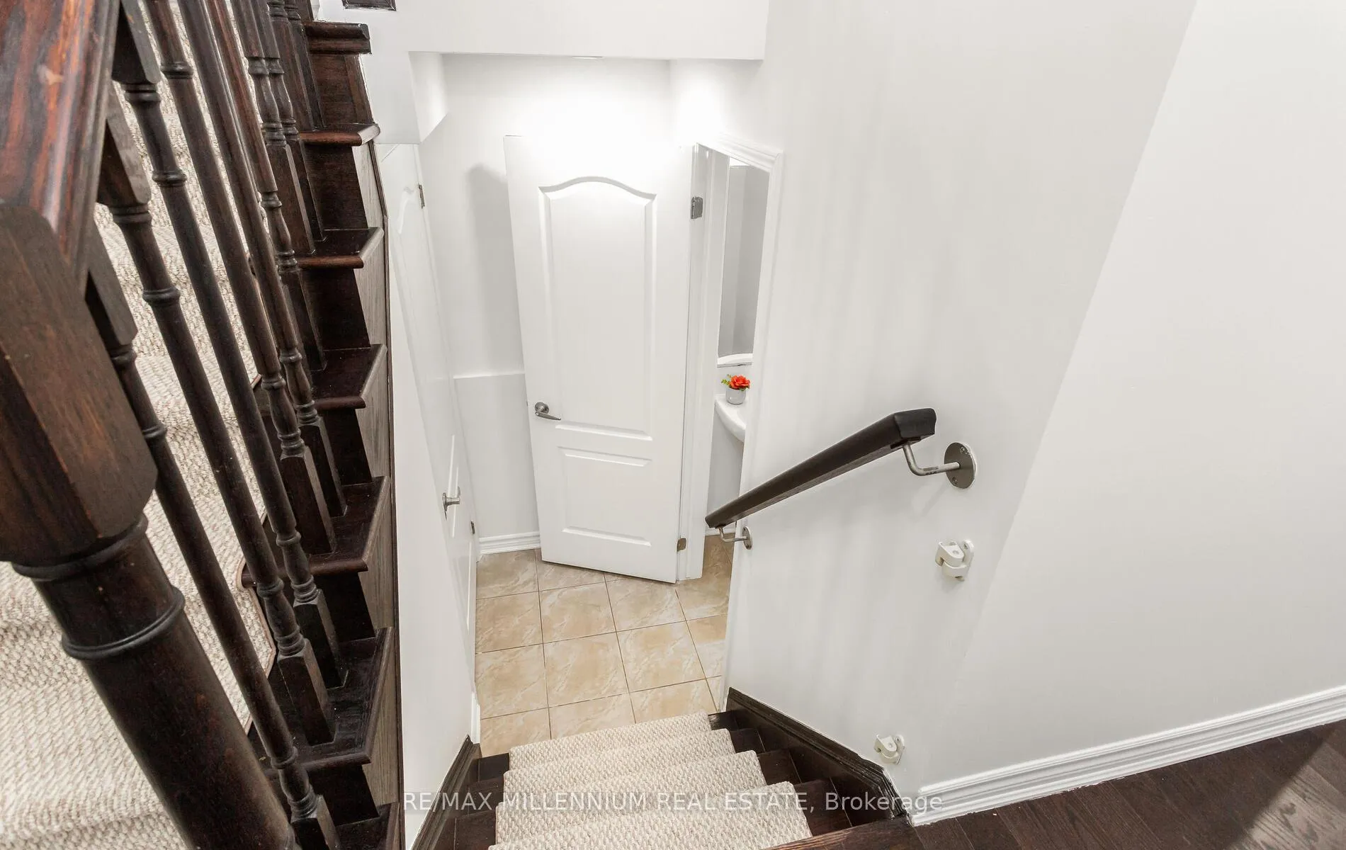 Photo 21 of 46 Volner Road, Brampton, Northwest Brampton — HOMEH