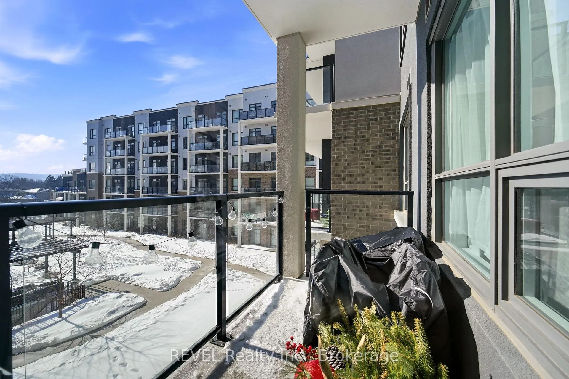 Photo 11 of Unit 333, 5055 Greenlane Road, Lincoln, Lincoln Lake — HOMEH