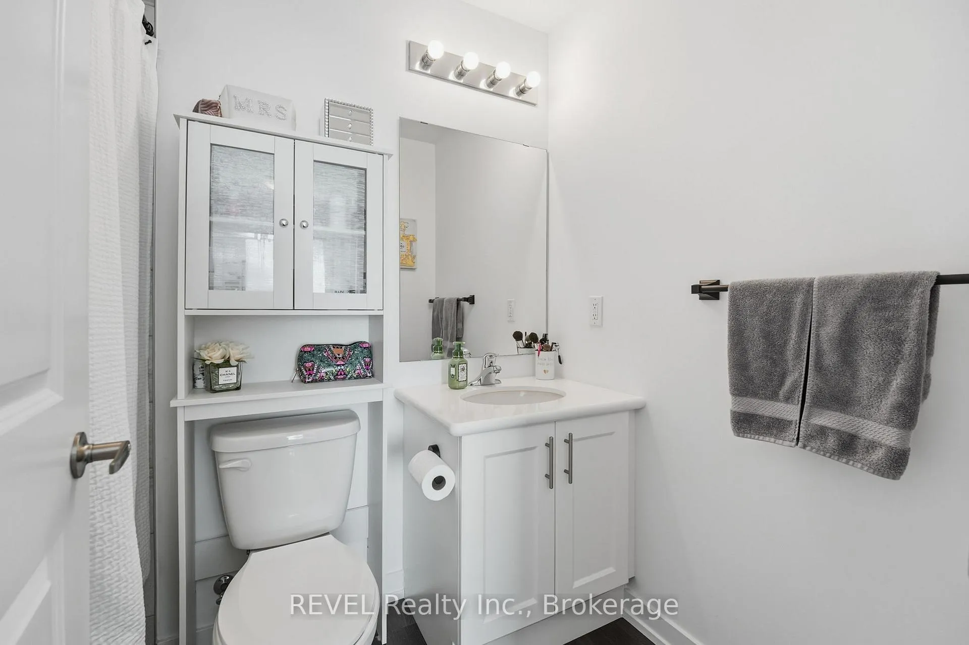 Photo 17 of Unit 333, 5055 Greenlane Road, Lincoln, Lincoln Lake — HOMEH