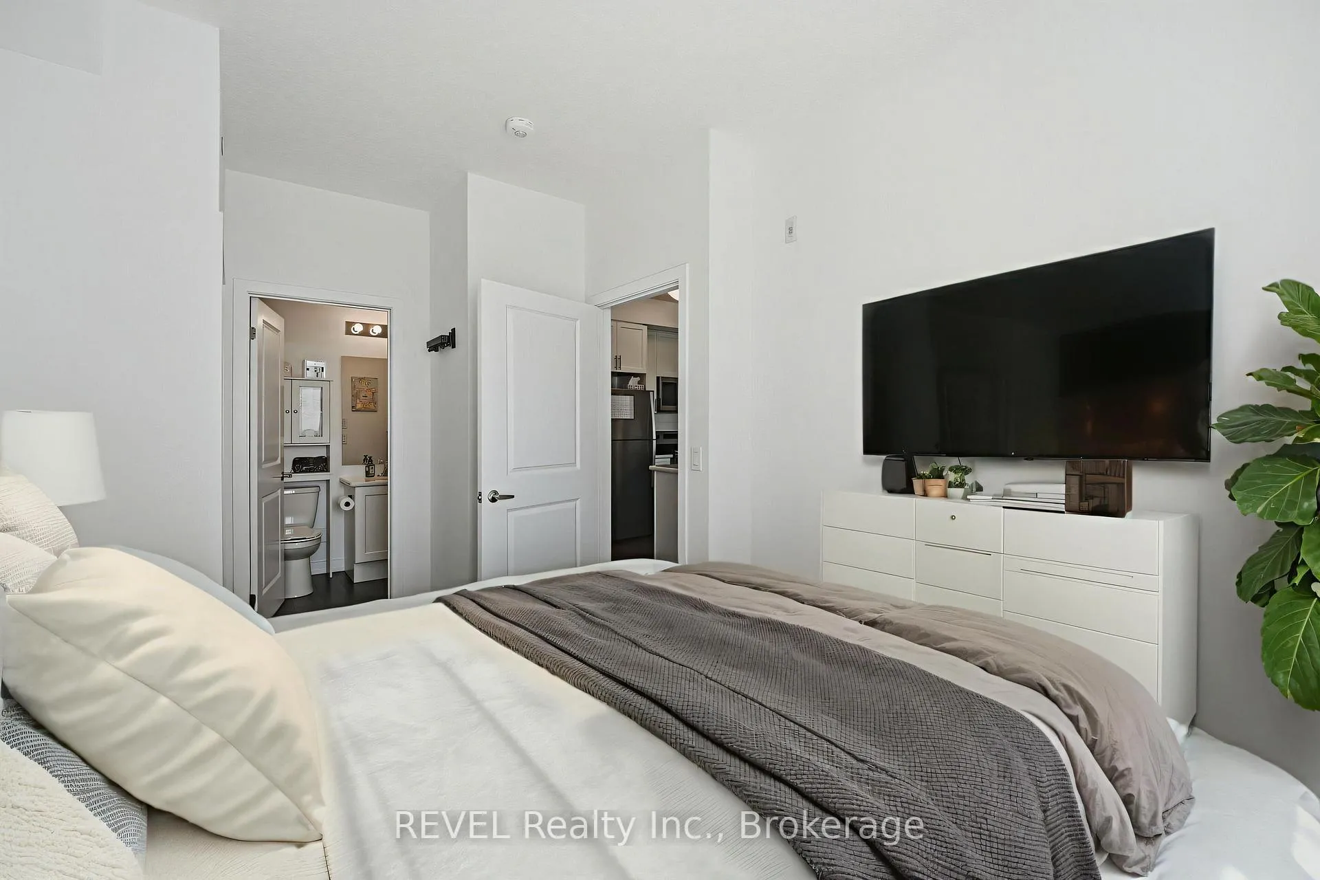 Photo 19 of Unit 333, 5055 Greenlane Road, Lincoln, Lincoln Lake — HOMEH