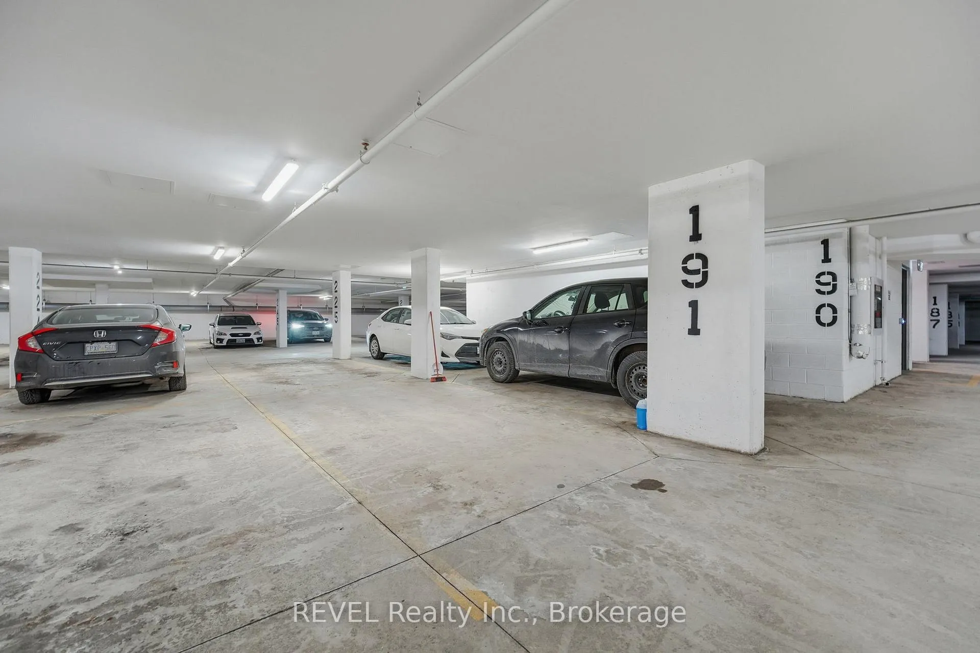 Photo 33 of Unit 333, 5055 Greenlane Road, Lincoln, Lincoln Lake — HOMEH