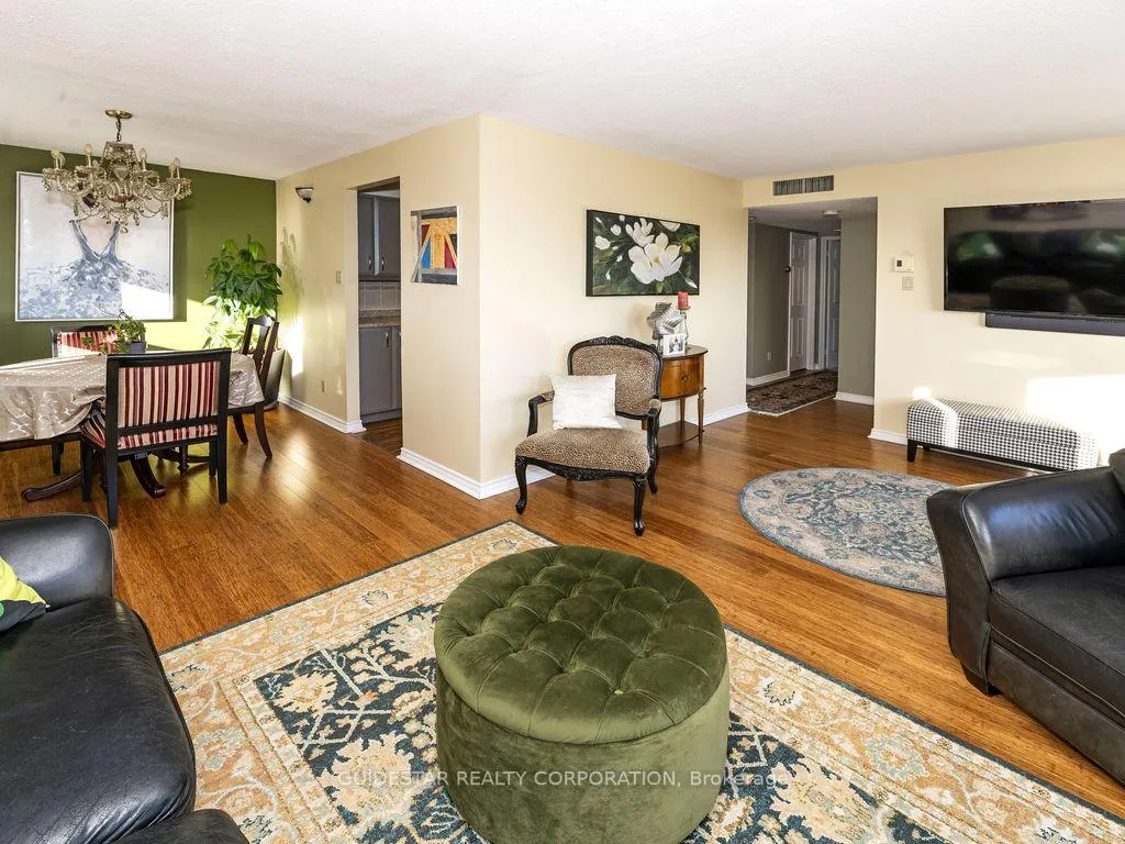 Photo 11 of Unit 2107, 470 Laurier Avenue W, Ottawa, Ottawa Centre — HOMEH
