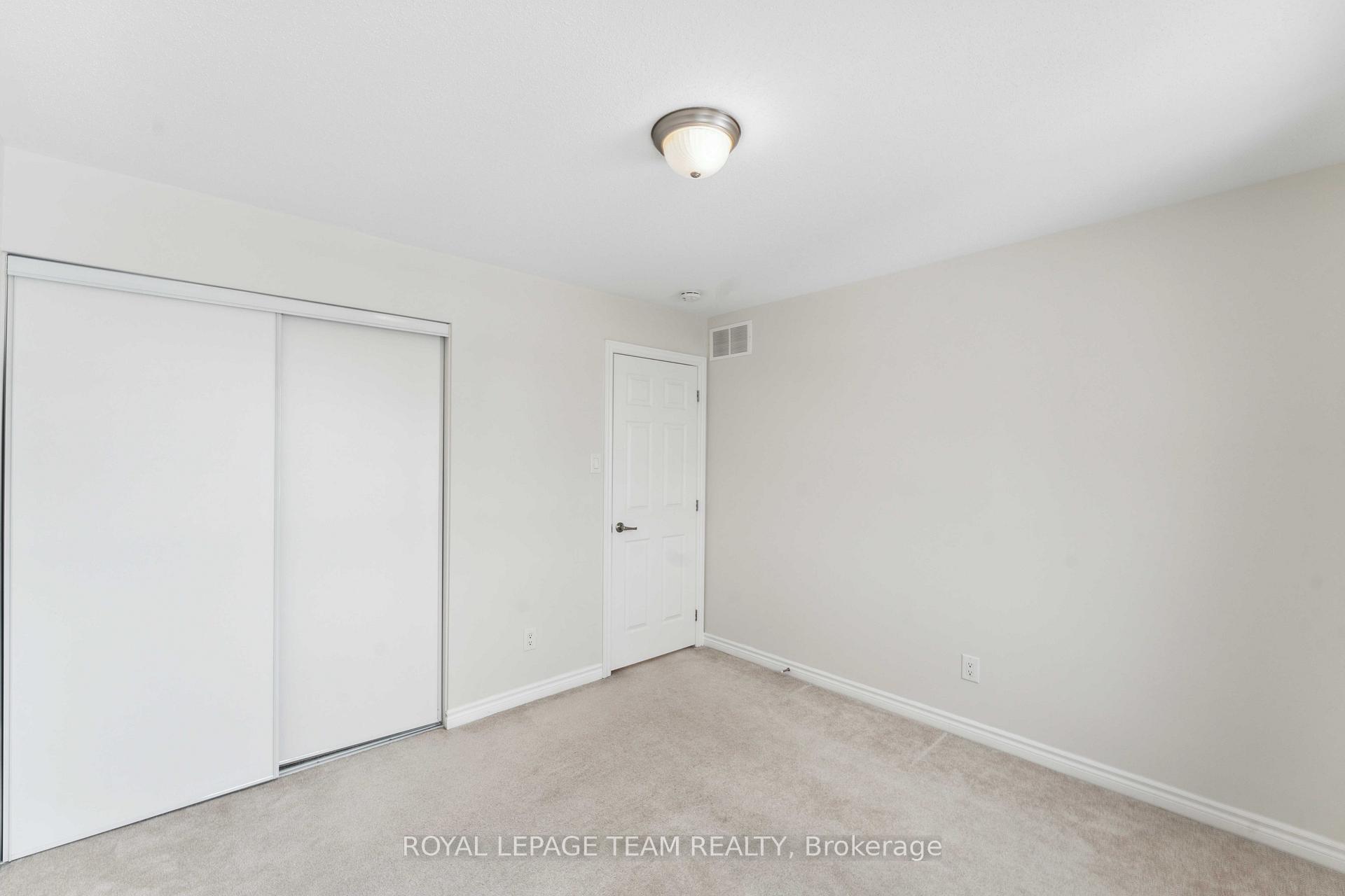 Photo 19 of 725 Logperch Circle, Ottawa, Barrhaven - Half Moon Bay — HOMEH