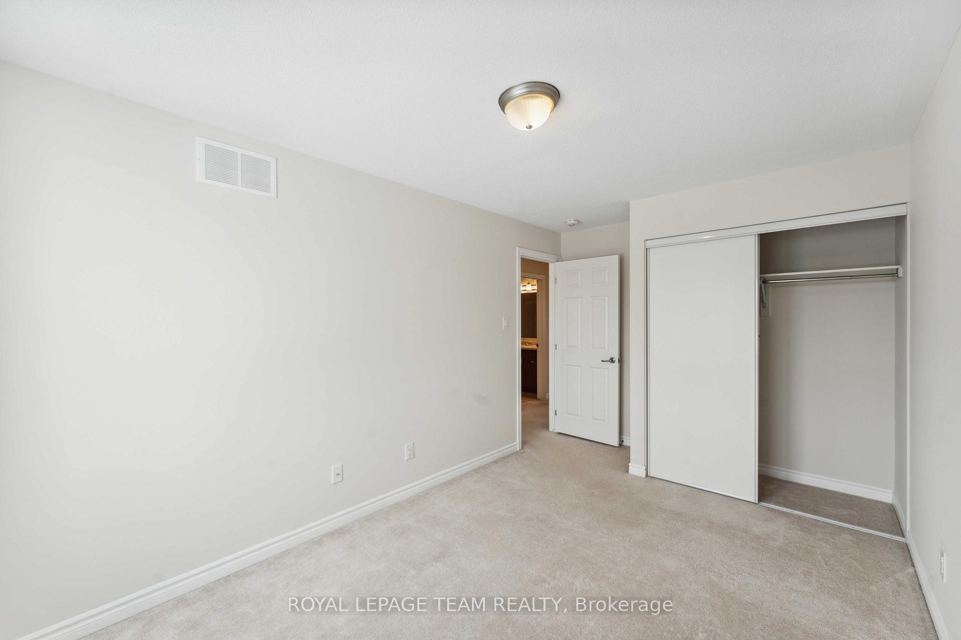 Photo 21 of 725 Logperch Circle, Ottawa, Barrhaven - Half Moon Bay — HOMEH