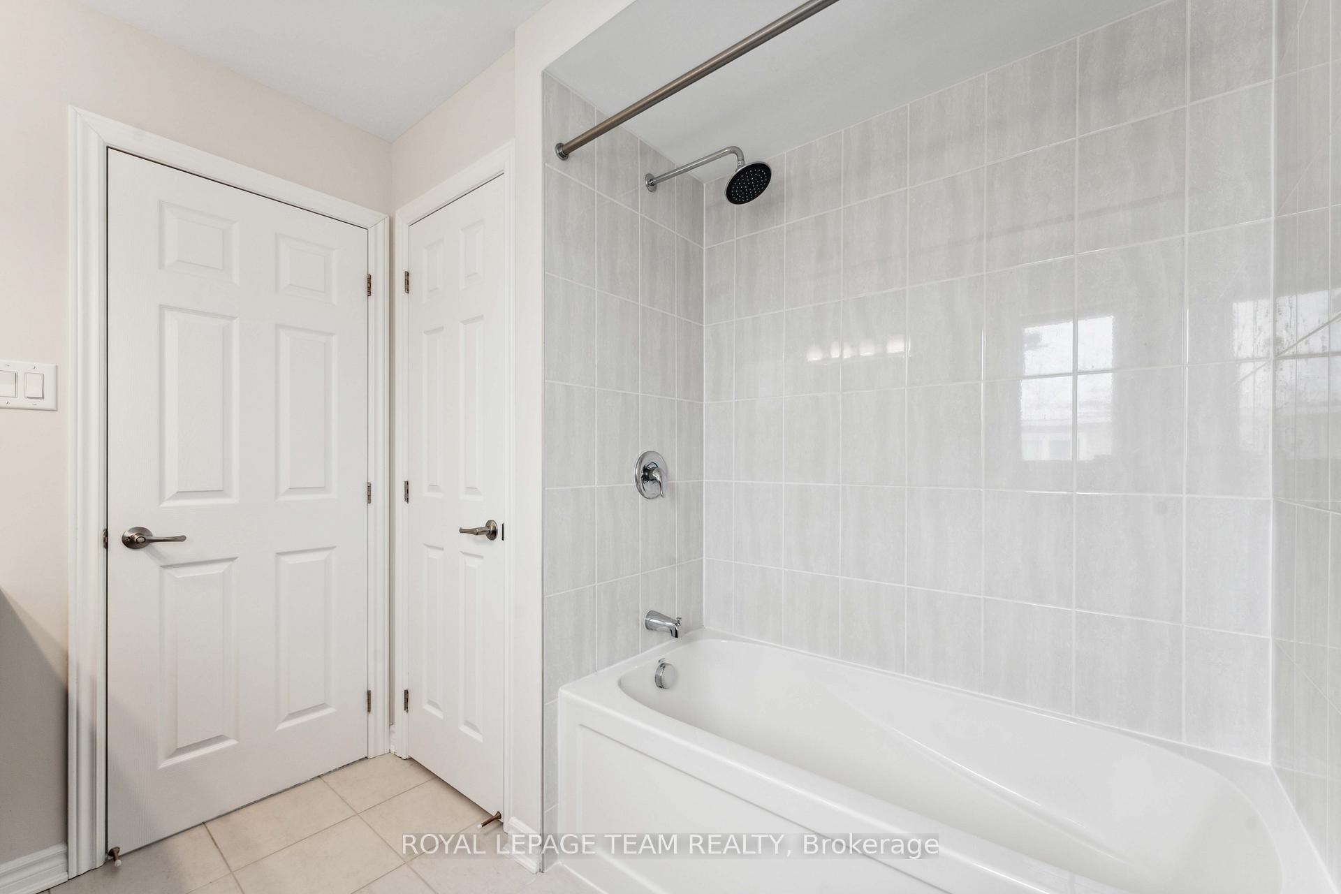 Photo 28 of 725 Logperch Circle, Ottawa, Barrhaven - Half Moon Bay — HOMEH