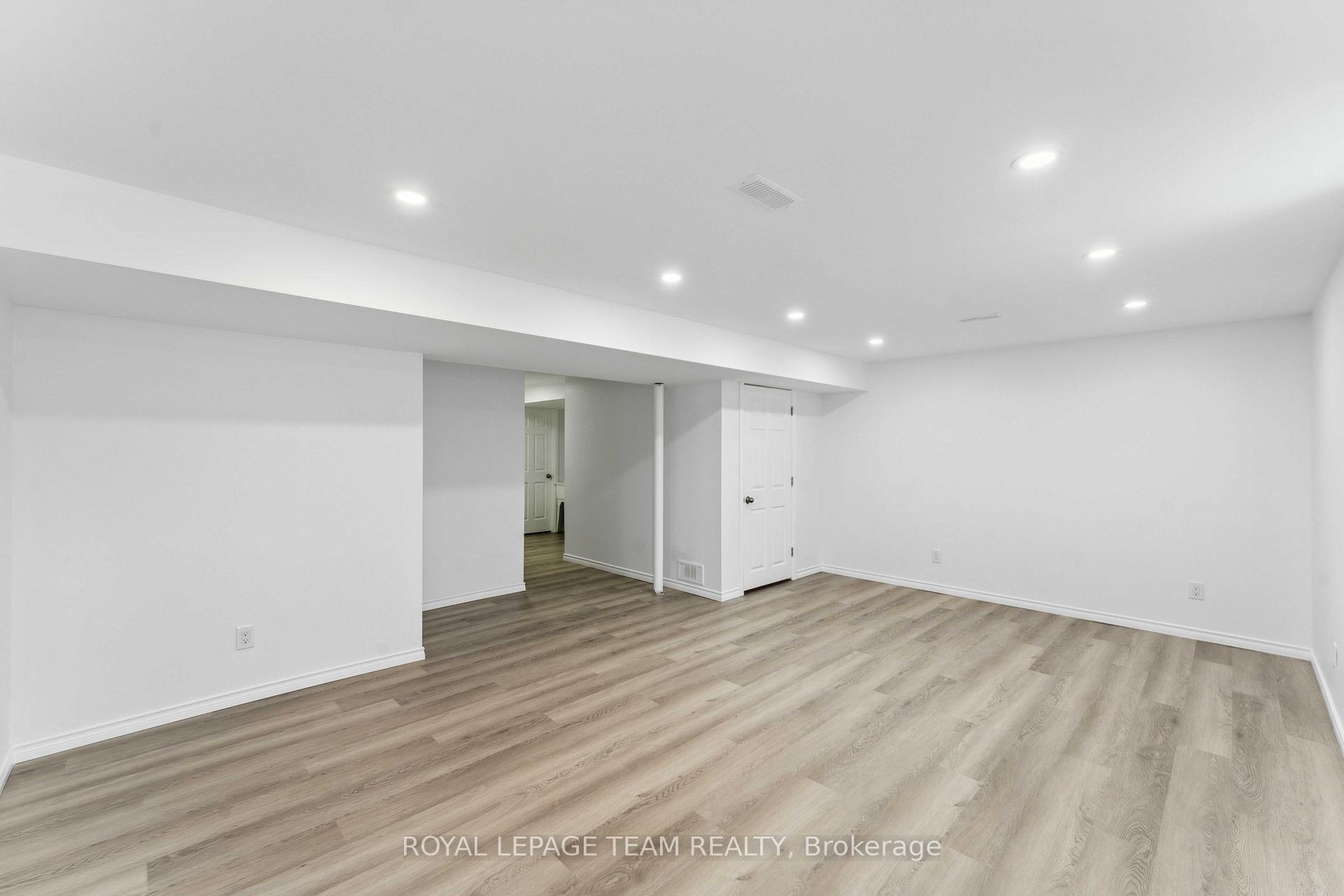 Photo 32 of 725 Logperch Circle, Ottawa, Barrhaven - Half Moon Bay — HOMEH
