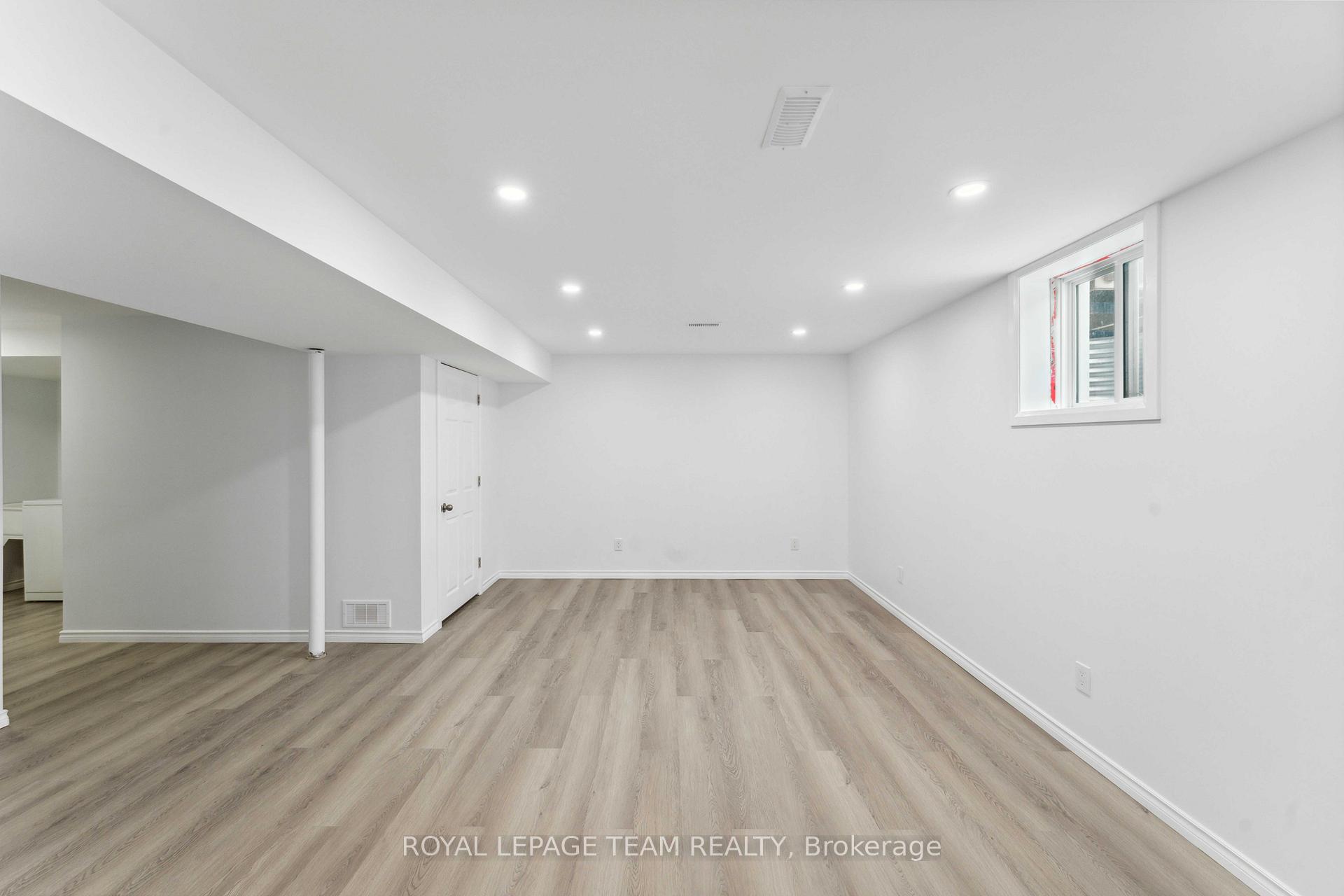 Photo 33 of 725 Logperch Circle, Ottawa, Barrhaven - Half Moon Bay — HOMEH