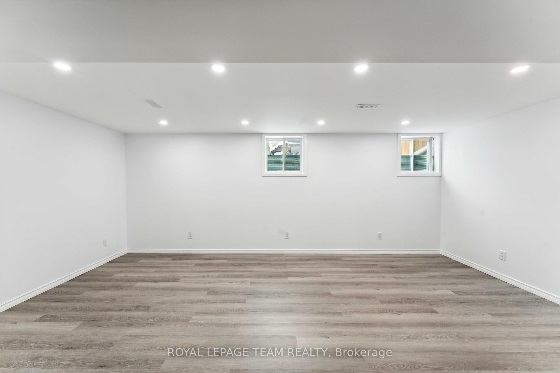 Photo 35 of 725 Logperch Circle, Ottawa, Barrhaven - Half Moon Bay — HOMEH