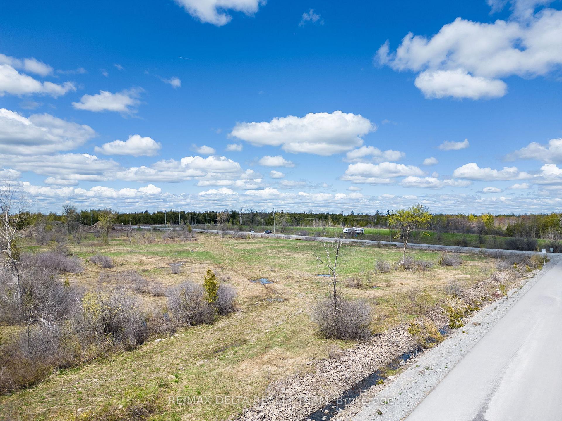 Photo 2 of 7910 Iveson Drive, Ottawa, Osgoode Twp North of Reg Rd 6 — HOMEH
