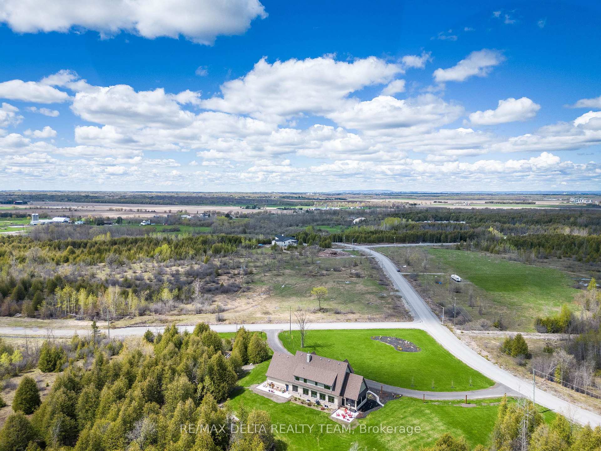 Photo 6 of 7910 Iveson Drive, Ottawa, Osgoode Twp North of Reg Rd 6 — HOMEH