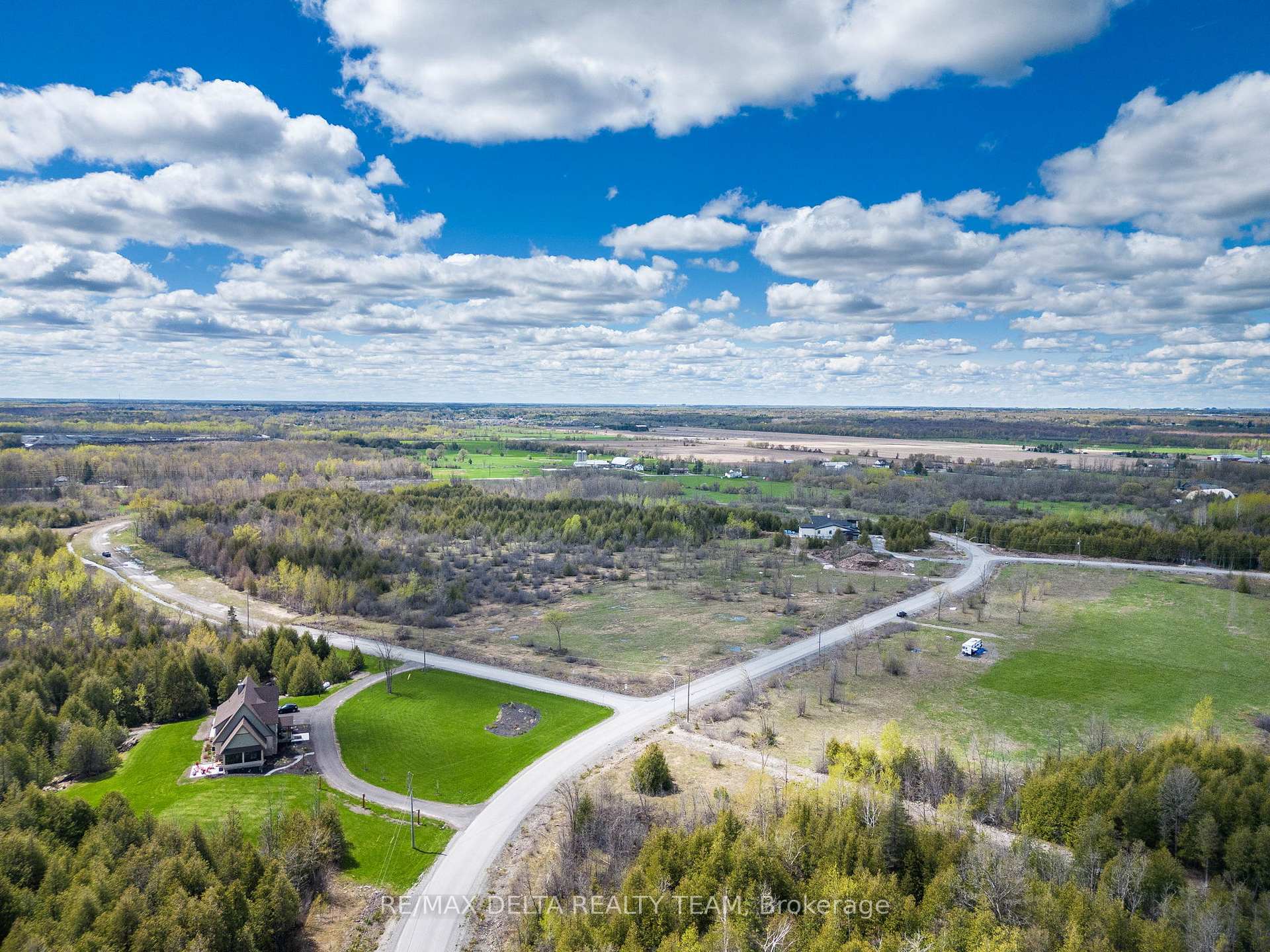 Photo 7 of 7910 Iveson Drive, Ottawa, Osgoode Twp North of Reg Rd 6 — HOMEH