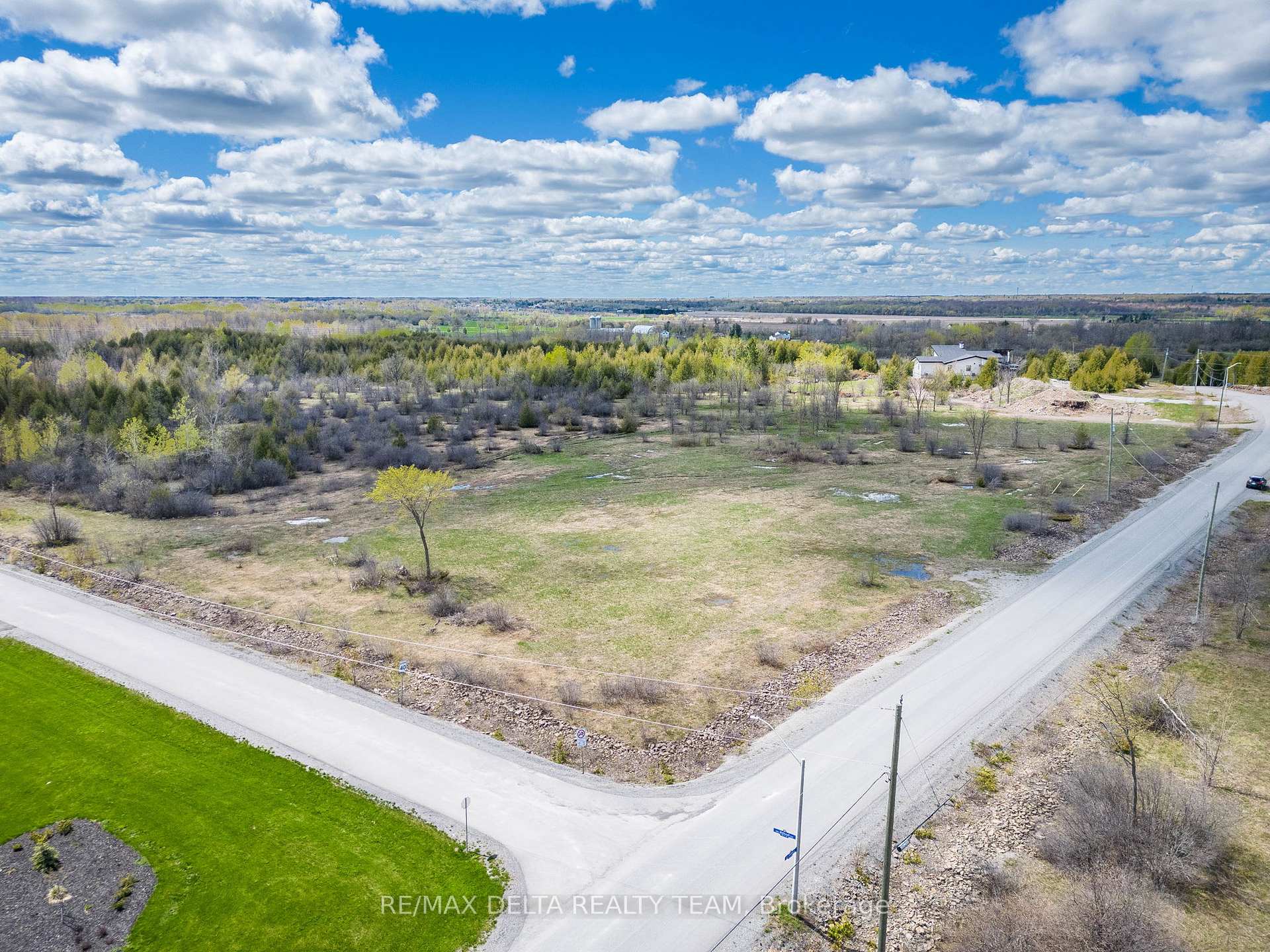 Photo 9 of 7910 Iveson Drive, Ottawa, Osgoode Twp North of Reg Rd 6 — HOMEH