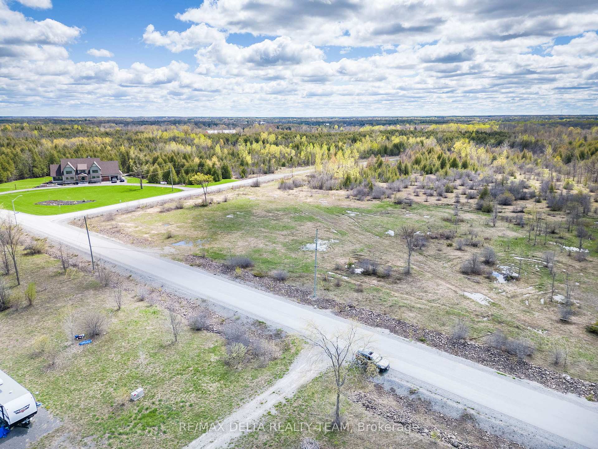 Photo 12 of 7910 Iveson Drive, Ottawa, Osgoode Twp North of Reg Rd 6 — HOMEH
