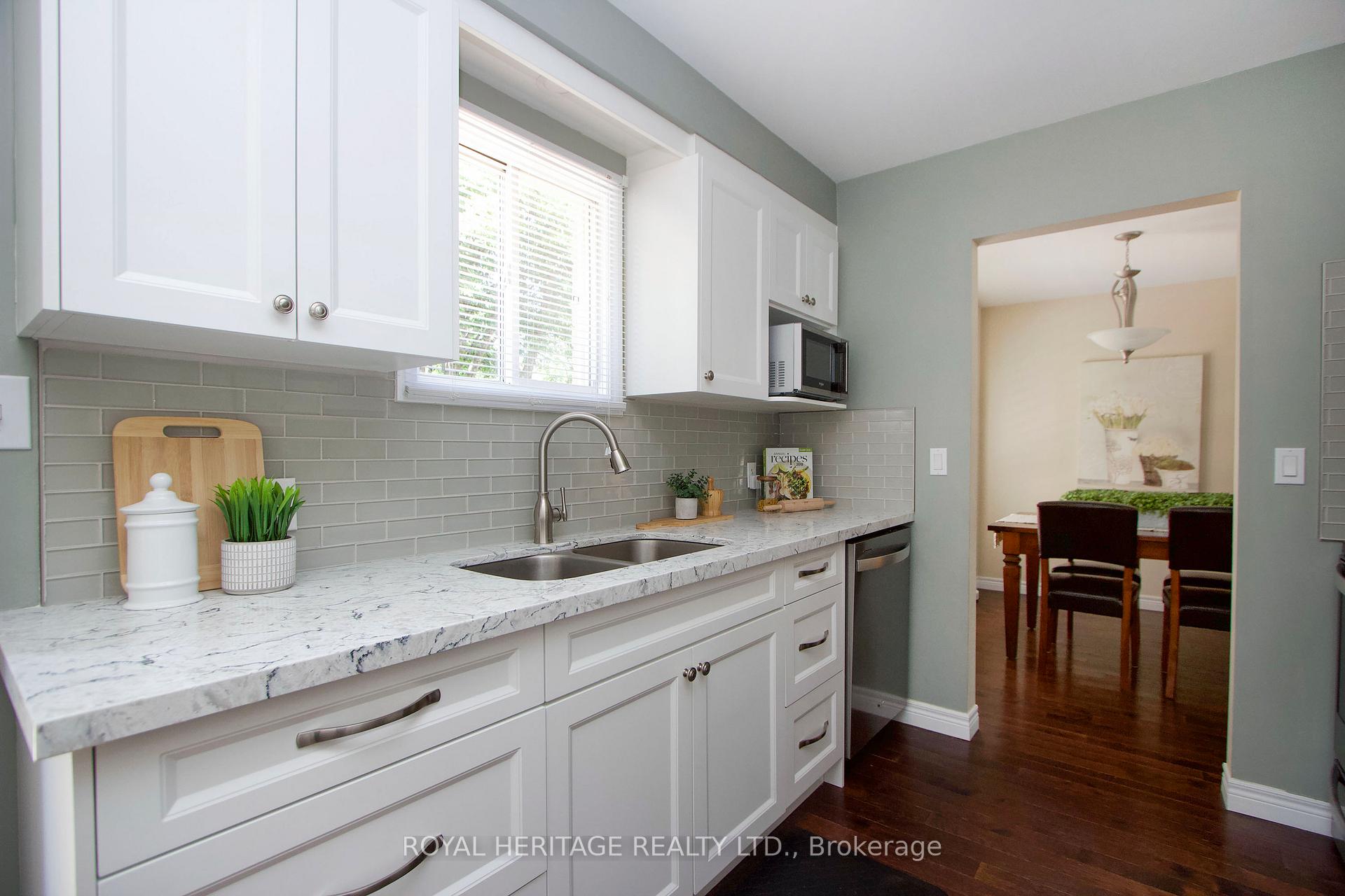 Photo 13 of 8 Arran Court, Clarington, Courtice — HOMEH