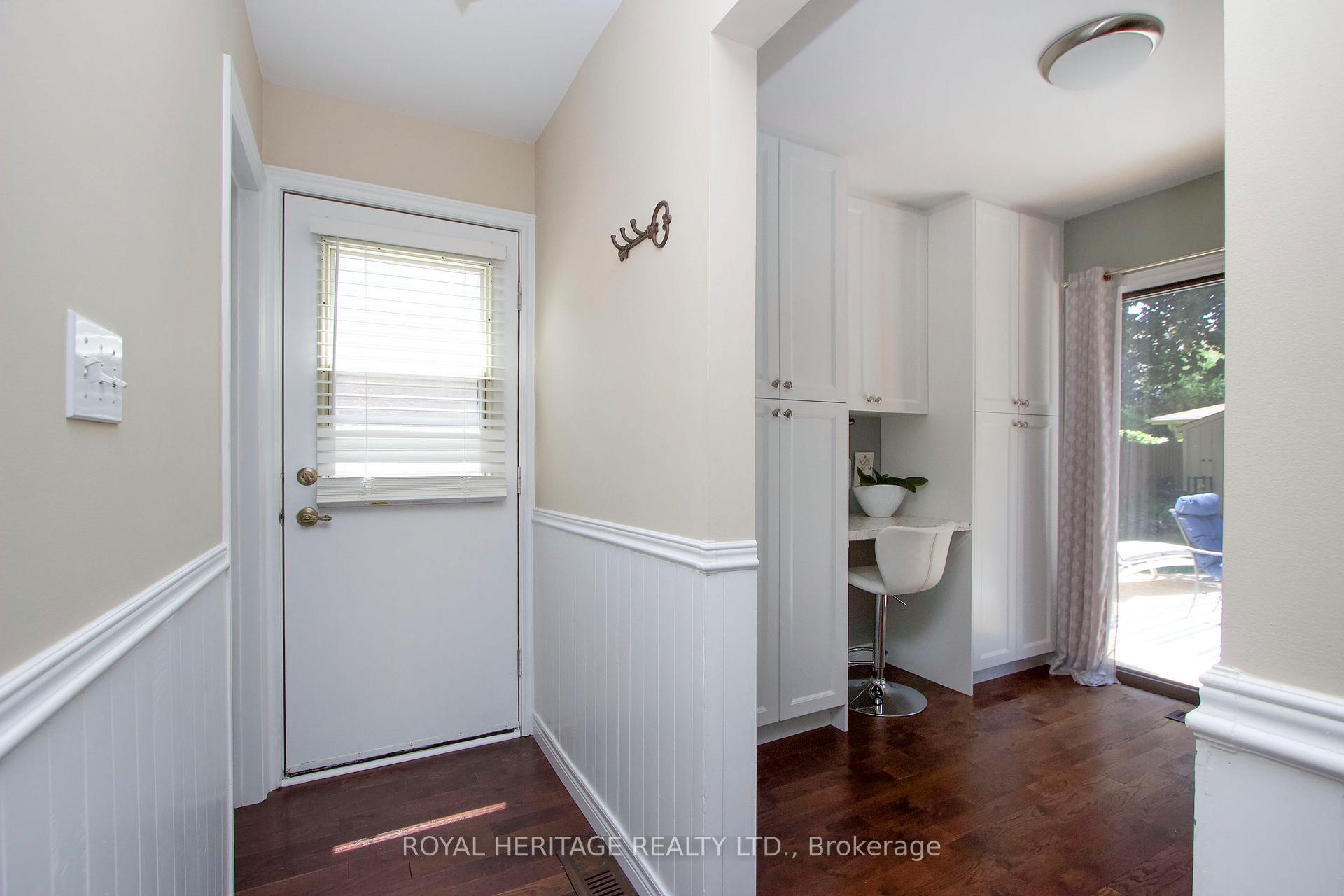 Photo 16 of 8 Arran Court, Clarington, Courtice — HOMEH