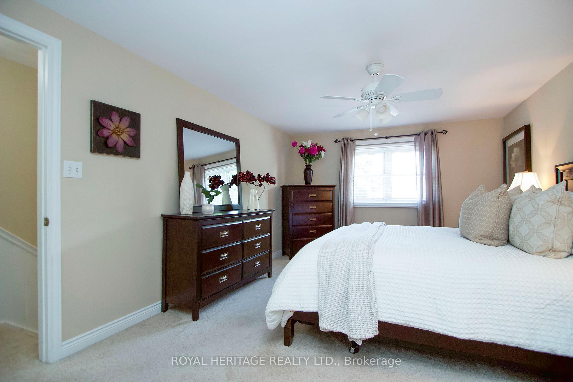 Photo 19 of 8 Arran Court, Clarington, Courtice — HOMEH