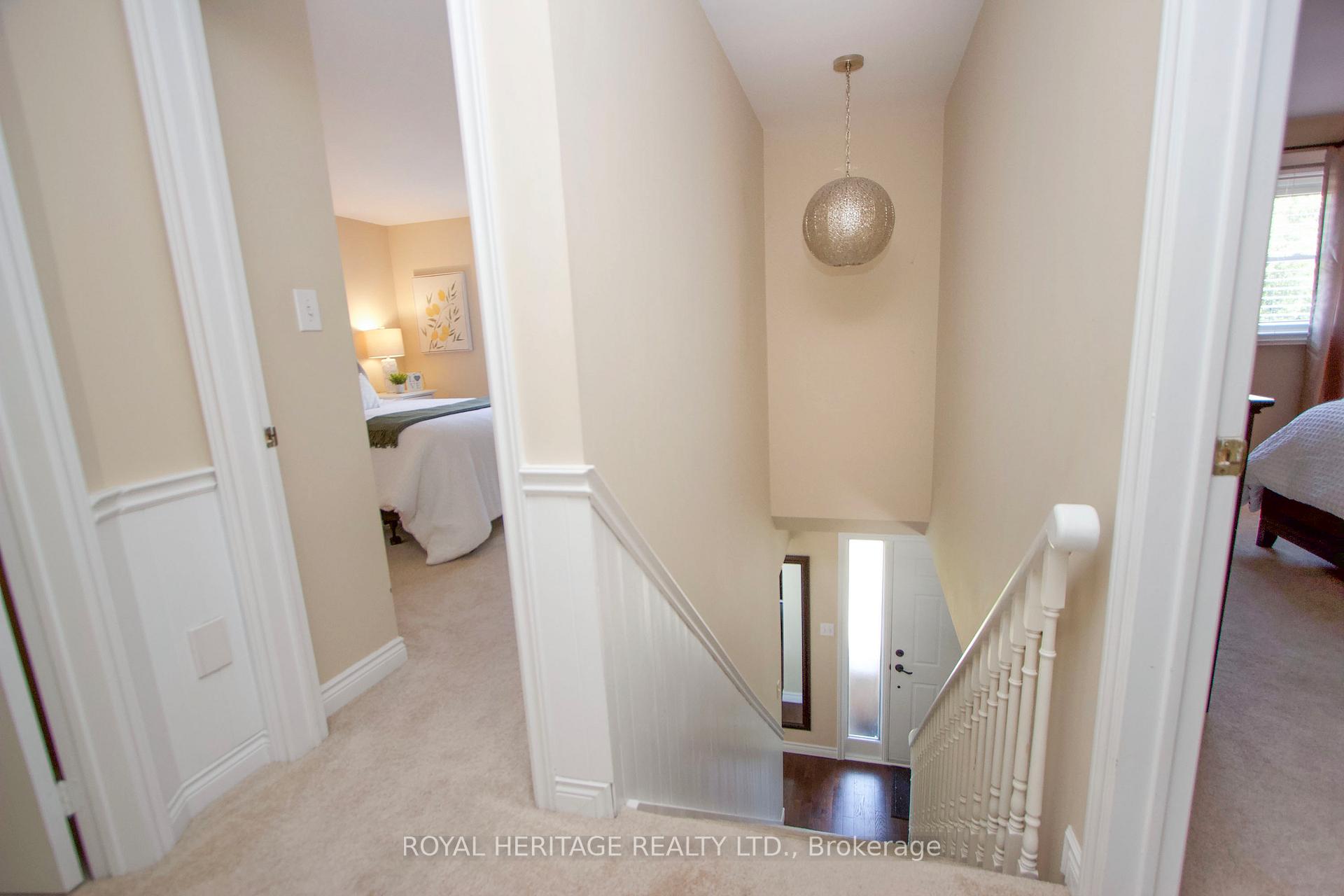 Photo 20 of 8 Arran Court, Clarington, Courtice — HOMEH