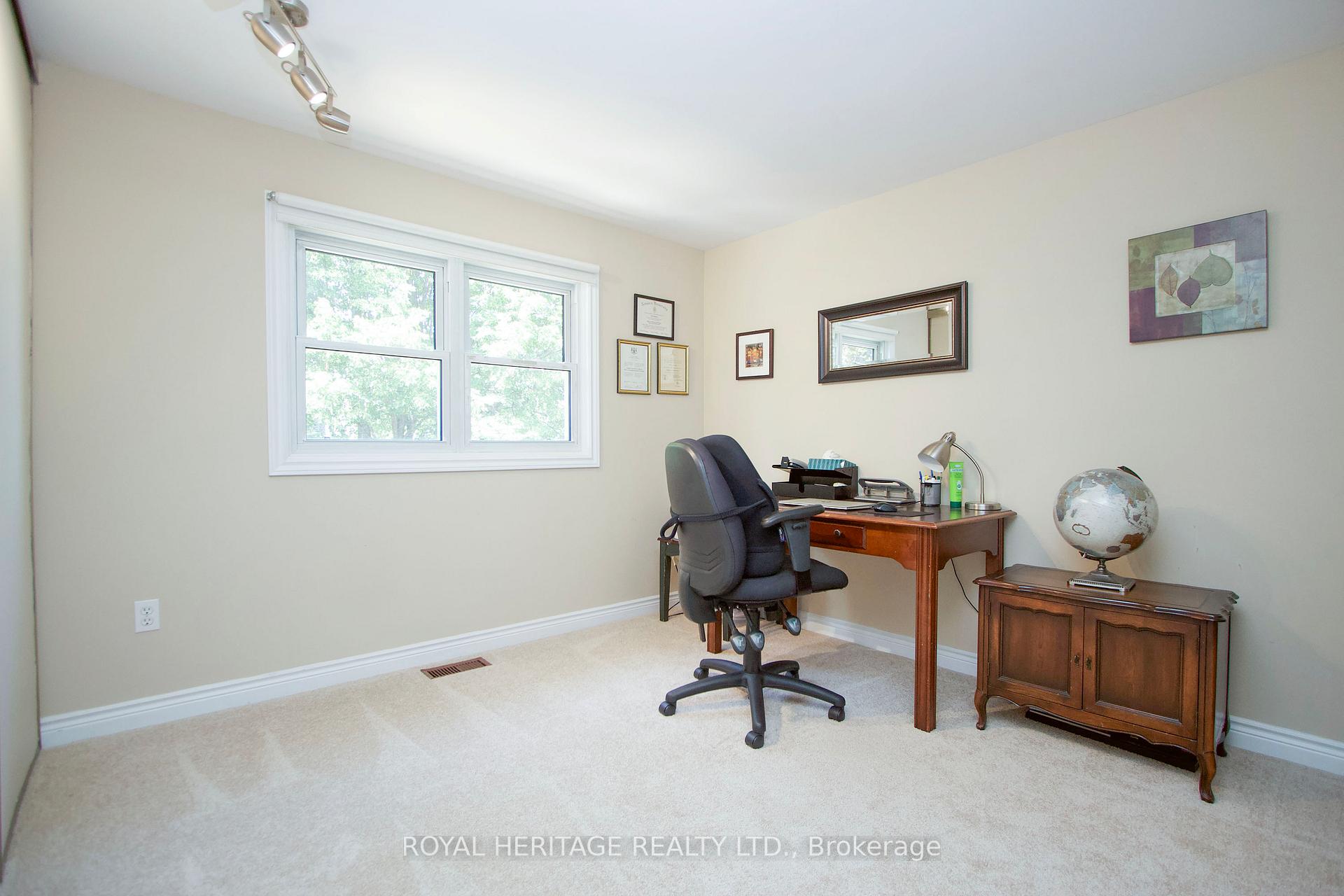 Photo 22 of 8 Arran Court, Clarington, Courtice — HOMEH