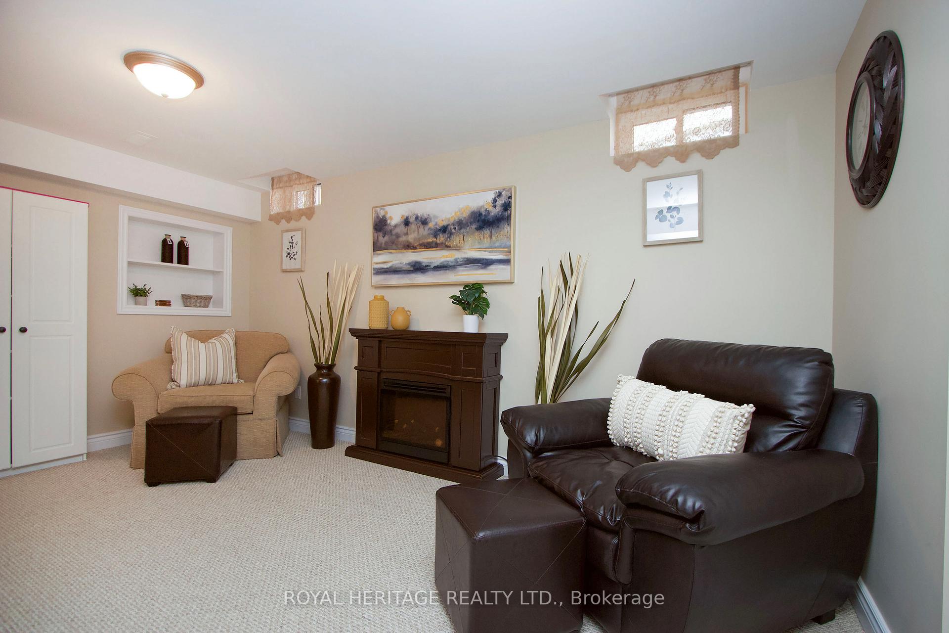 Photo 25 of 8 Arran Court, Clarington, Courtice — HOMEH