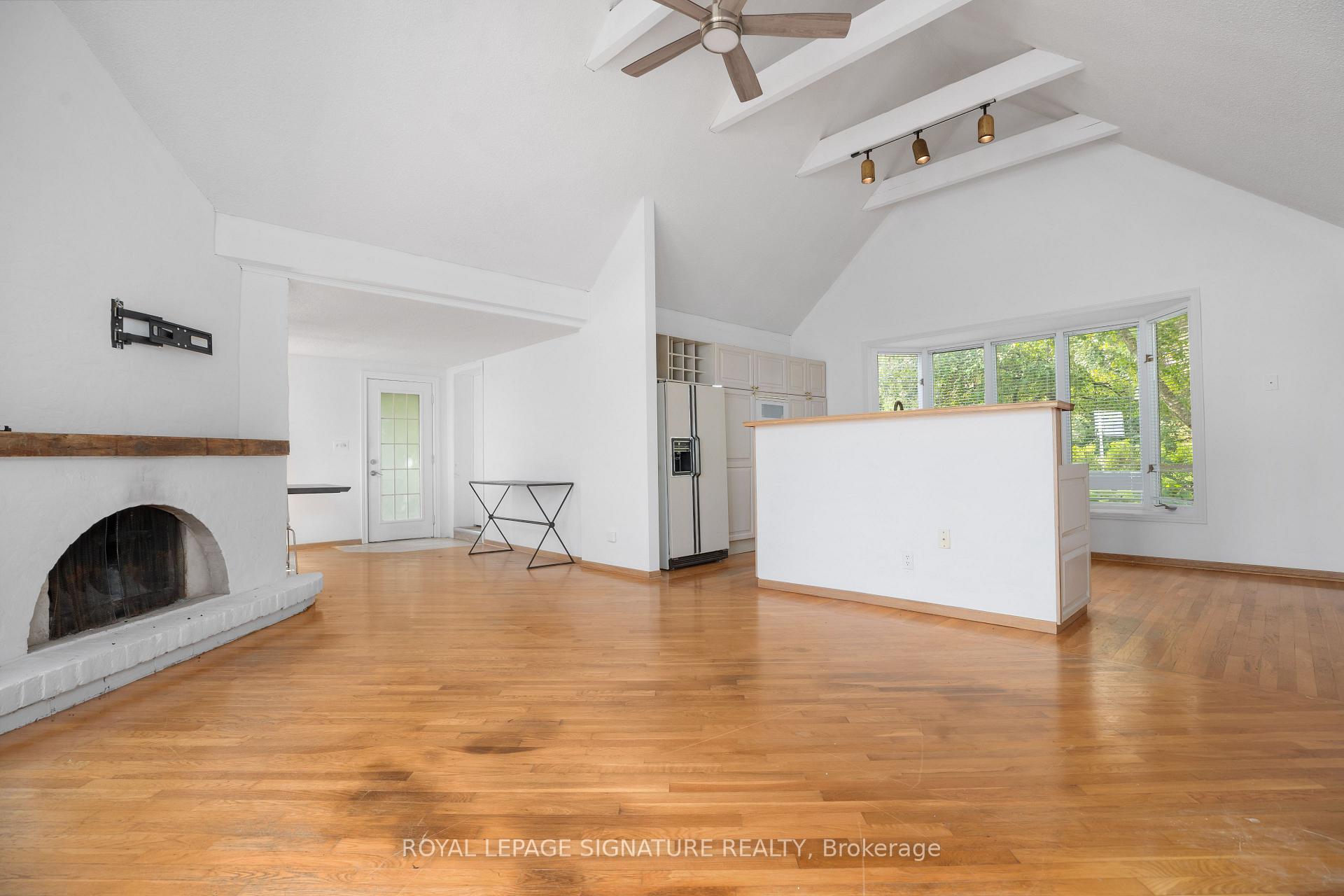 Photo 8 of 86 Lakeshore Drive, Blue Mountains — HOMEH
