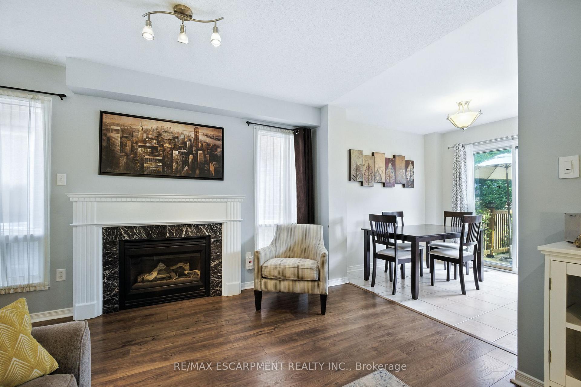 Photo 12 of 4408 Vallence Drive, Burlington, Shoreacres — HOMEH