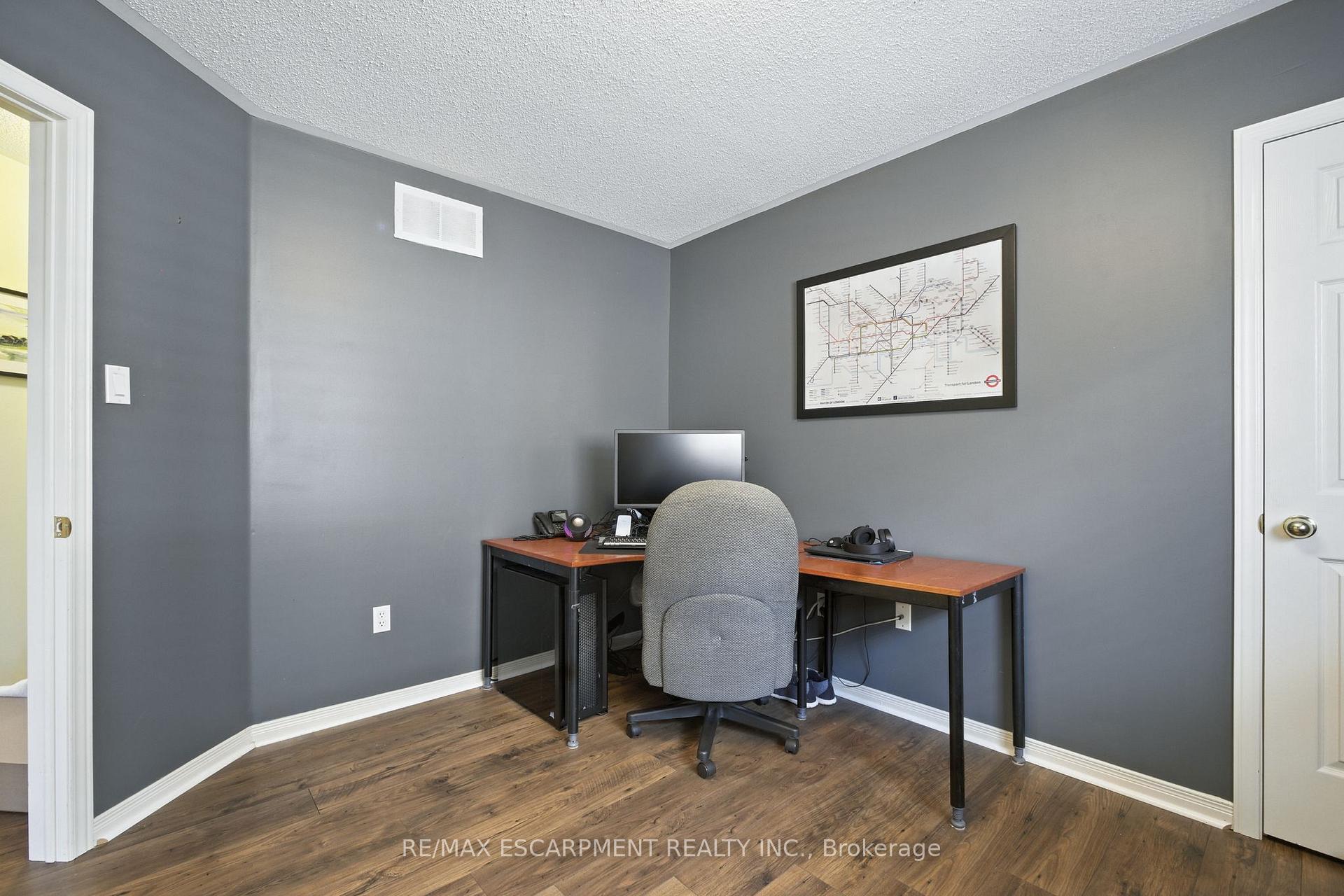 Photo 27 of 4408 Vallence Drive, Burlington, Shoreacres — HOMEH