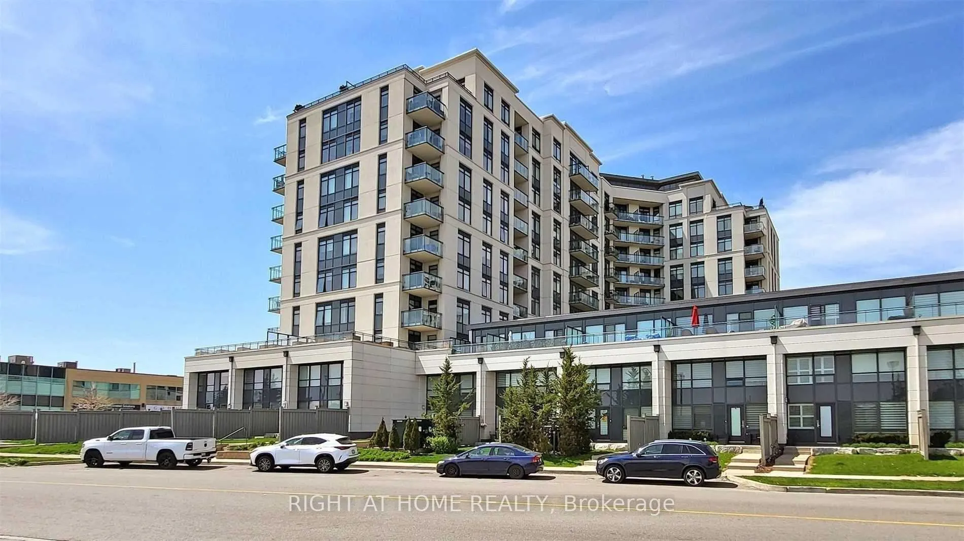Photo 2 of Unit 1011, 24 Woodstream Boulevard, Vaughan, Vaughan Grove — HOMEH