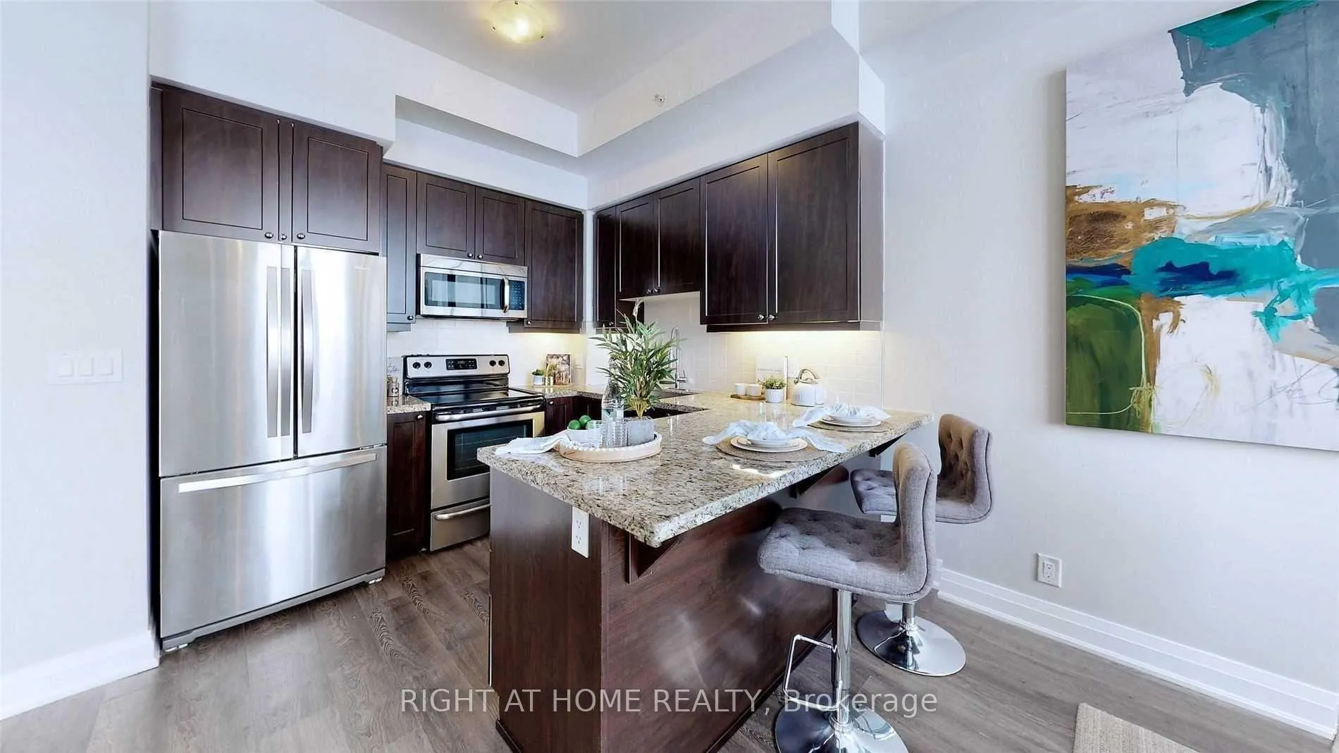 Photo 12 of Unit 1011, 24 Woodstream Boulevard, Vaughan, Vaughan Grove — HOMEH
