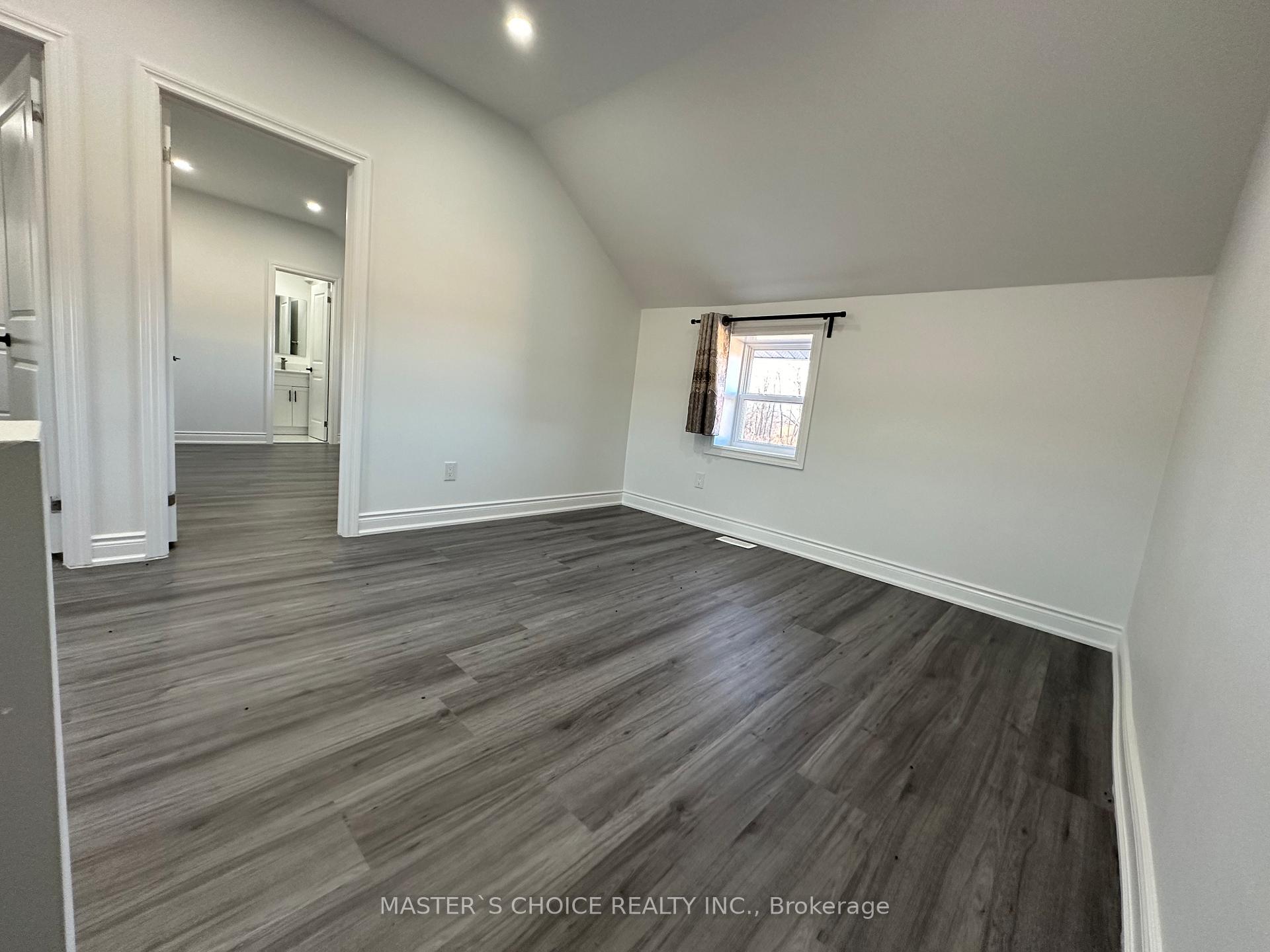 Photo 10 of Unit 2, 2848 Ravenshoe Road, Georgina, Belhaven — HOMEH