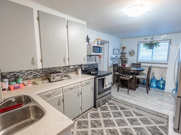 Photo 6 of 337 6th Street W, Cornwall — HOMEH