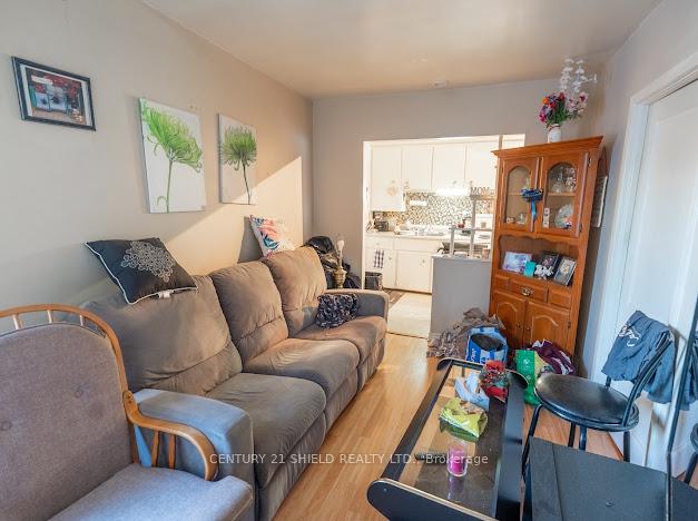 Photo 18 of 337 6th Street W, Cornwall — HOMEH