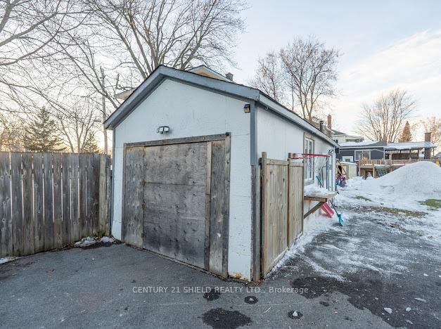 Photo 21 of 337 6th Street W, Cornwall — HOMEH