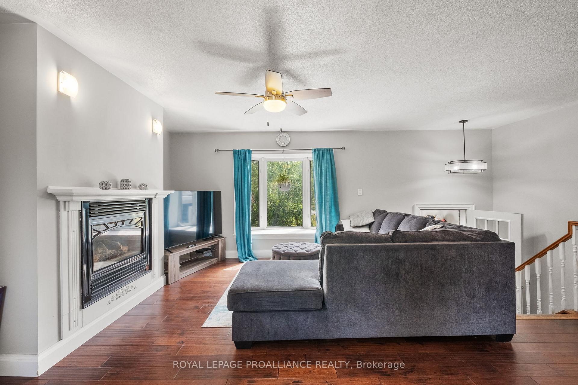 Photo 18 of 8 Oriole Crescent, Hamilton Township, Baltimore — HOMEH