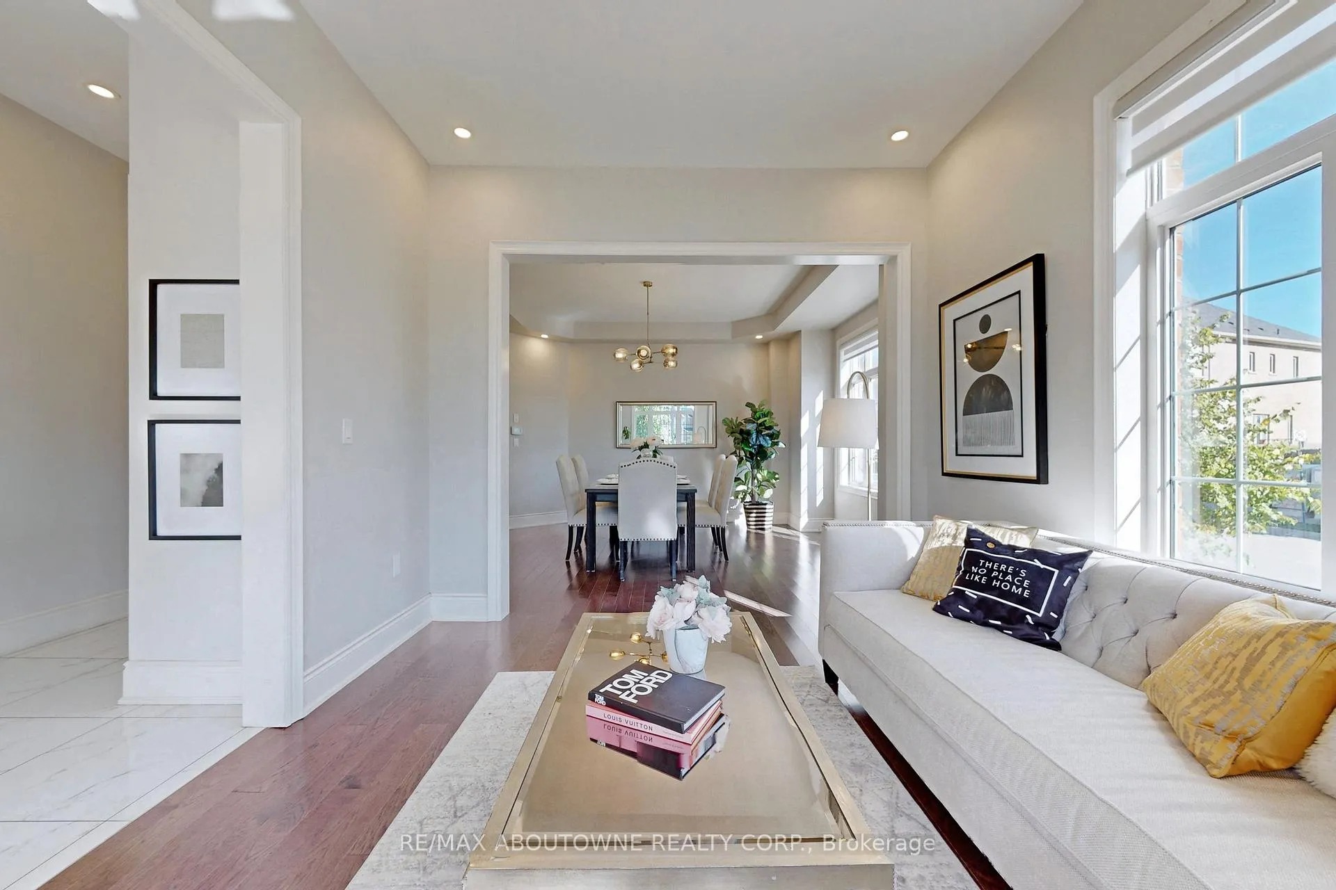 Photo 4 of 459 Threshing Mill Boulevard, Oakville, Joshua Meadows — HOMEH