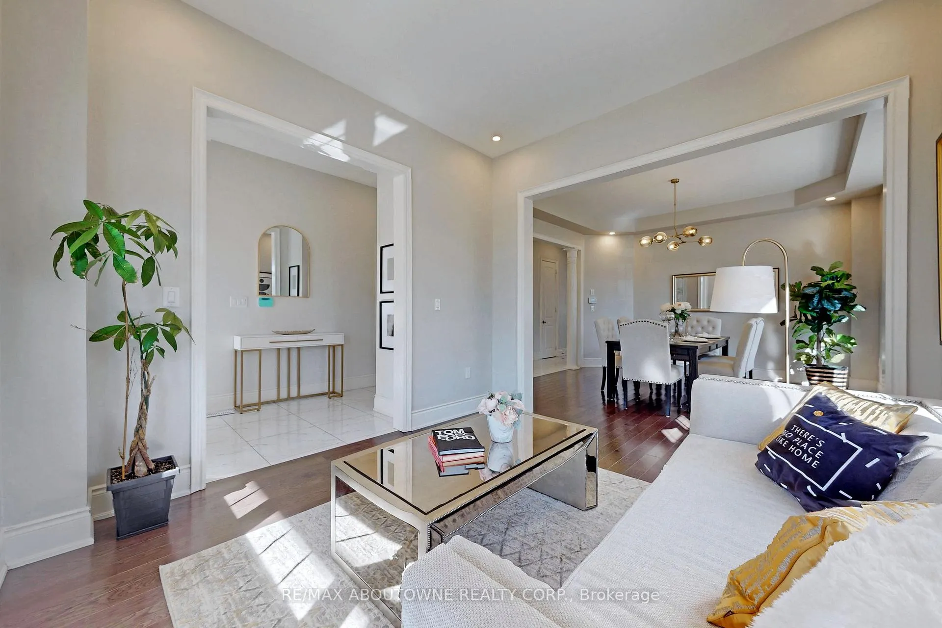 Photo 5 of 459 Threshing Mill Boulevard, Oakville, Joshua Meadows — HOMEH