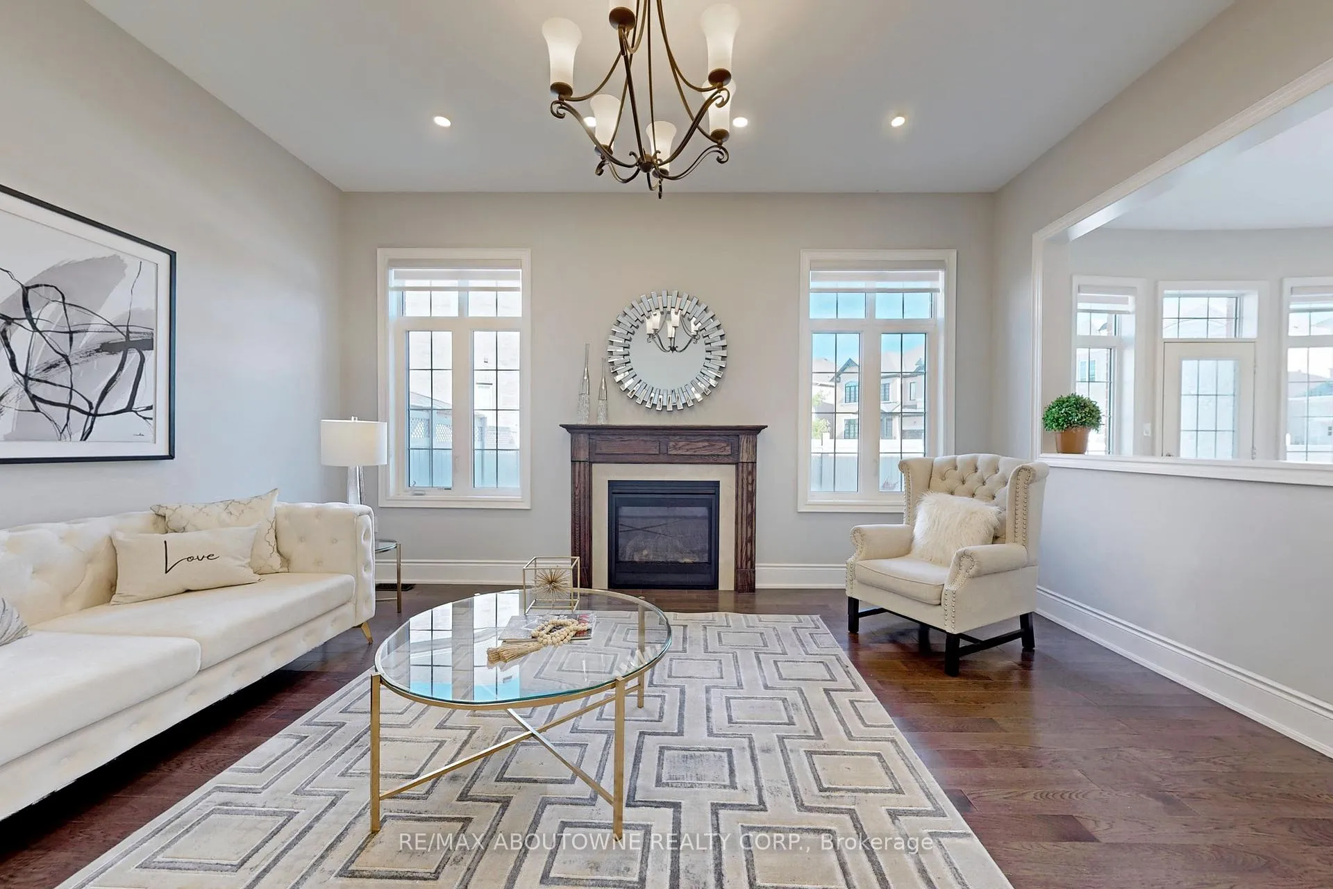Photo 9 of 459 Threshing Mill Boulevard, Oakville, Joshua Meadows — HOMEH