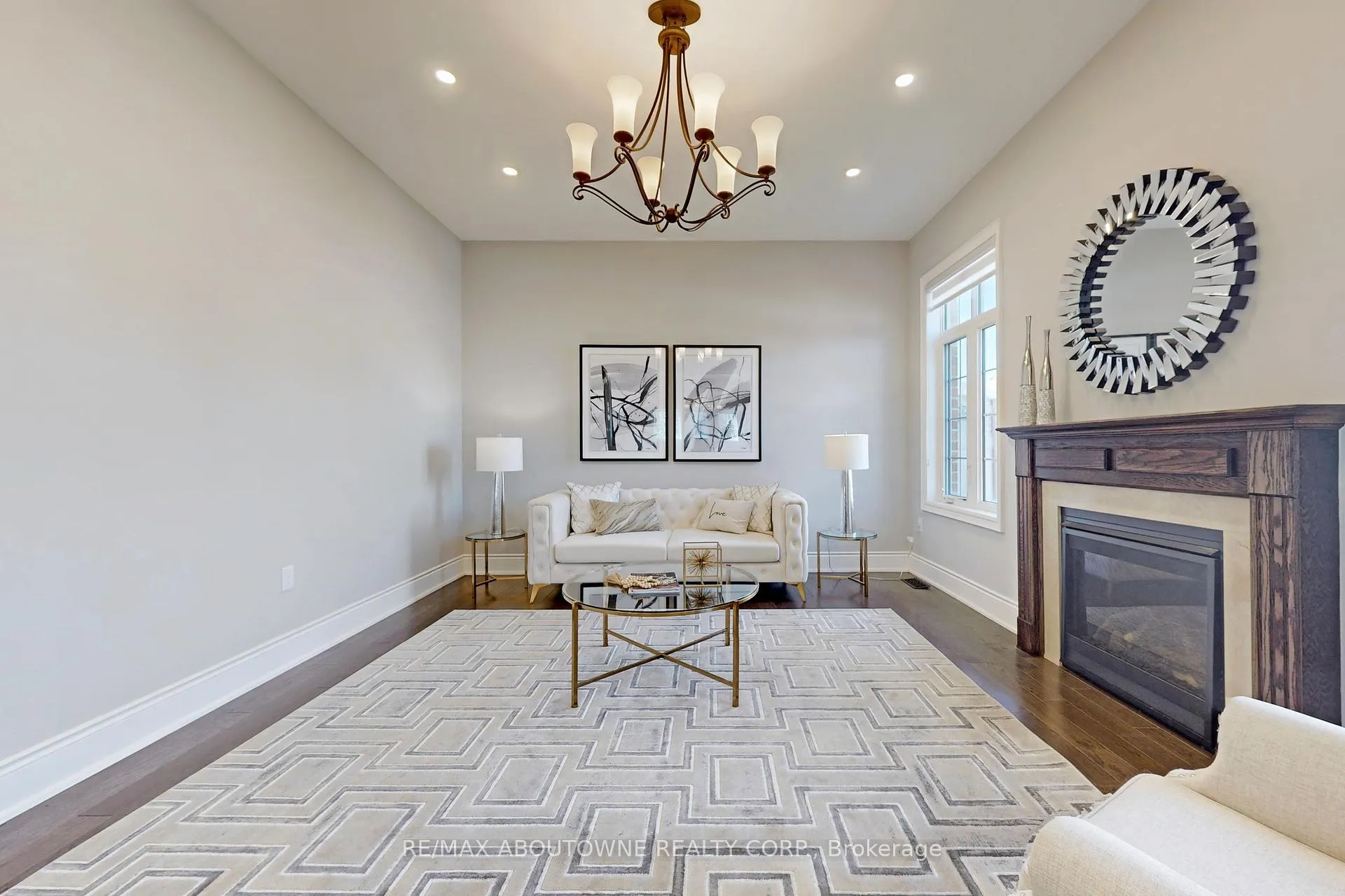 Photo 12 of 459 Threshing Mill Boulevard, Oakville, Joshua Meadows — HOMEH