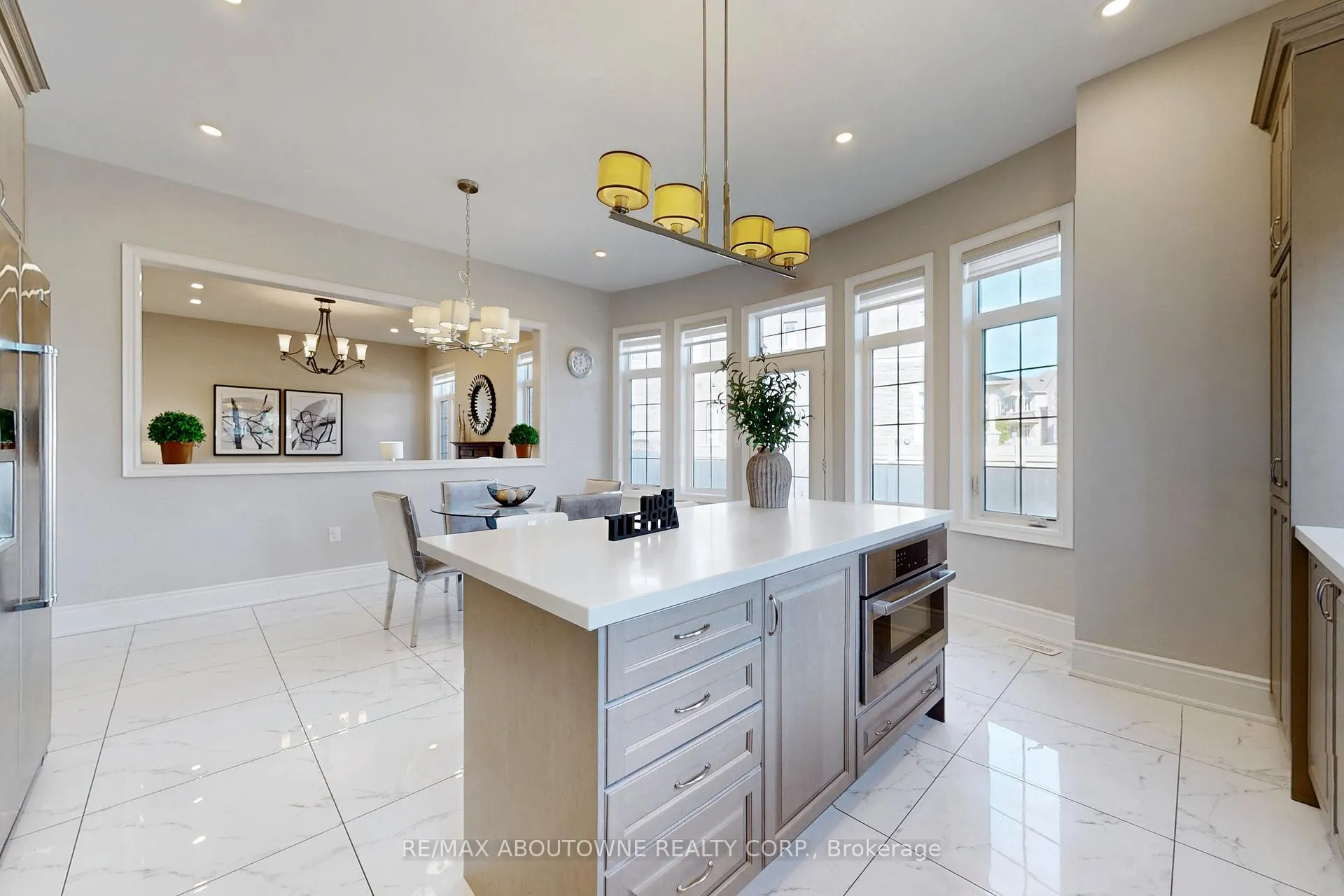 Photo 17 of 459 Threshing Mill Boulevard, Oakville, Joshua Meadows — HOMEH