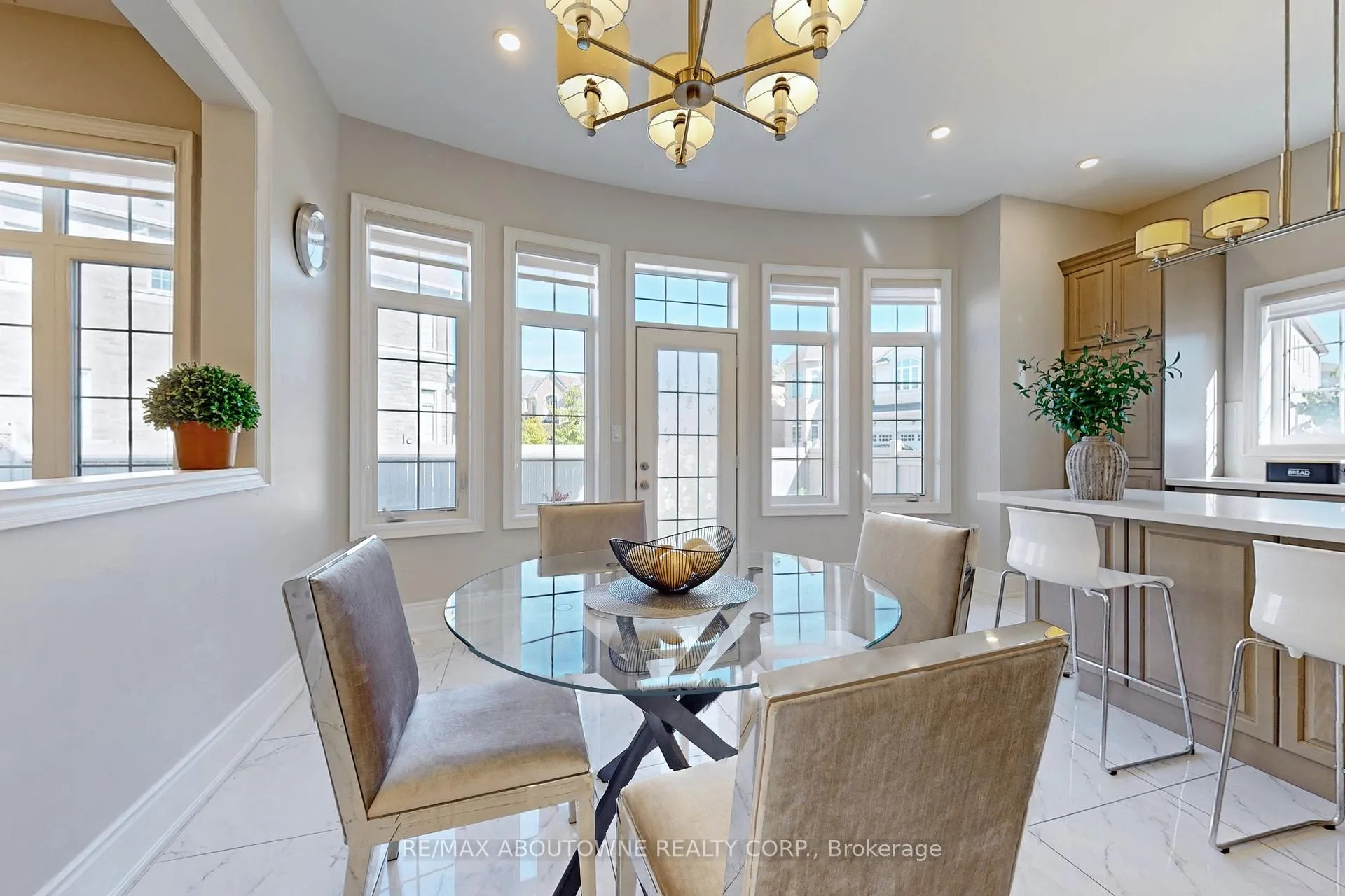 Photo 19 of 459 Threshing Mill Boulevard, Oakville, Joshua Meadows — HOMEH