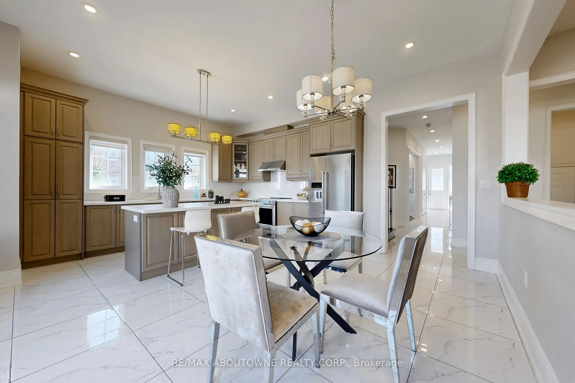 Photo 21 of 459 Threshing Mill Boulevard, Oakville, Joshua Meadows — HOMEH
